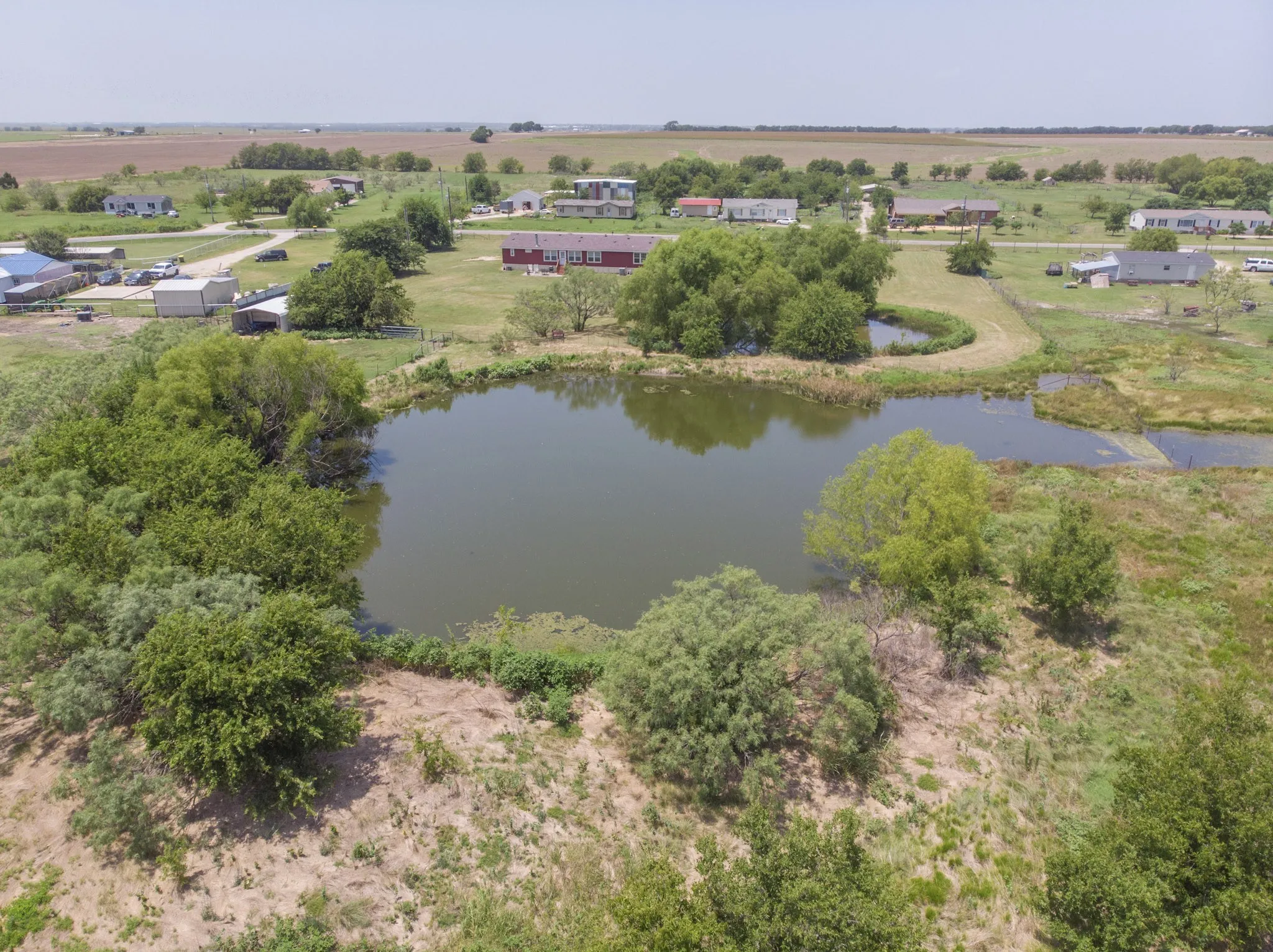 Comfortable country living with natural ponds & a large welcoming home