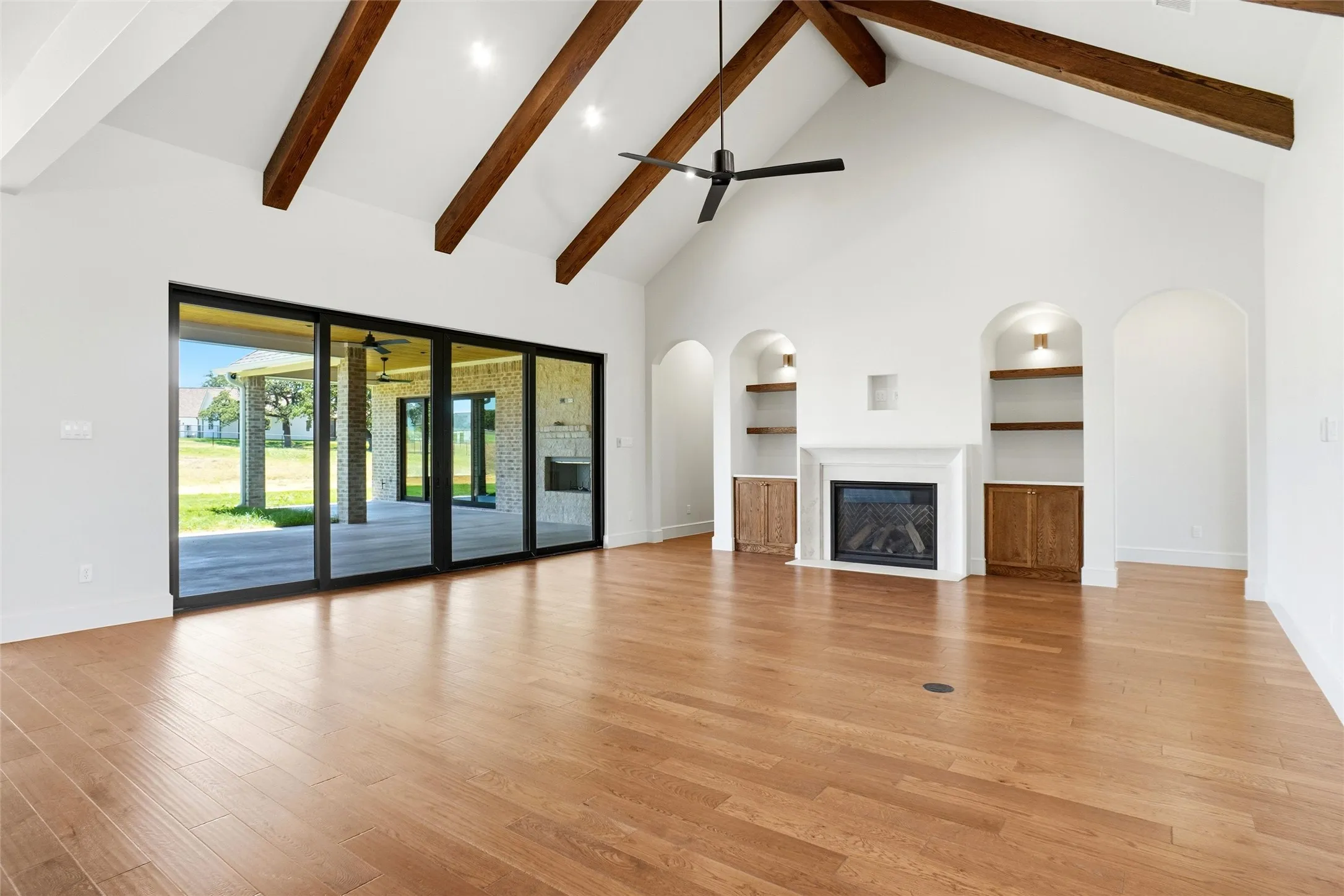 Single Family Residence For Sale in Parker County , 2016 Pinetree Post, Weatherford, Texas 76087, 4 Bedroom, 4 Bathroom, 3 Garage spaces, 3,627 Sqft, built in 2026, New Construction - Incomplete, mls#21222151, Real Estate Agent in Weatherford, Homes For Sale in Parker county, Homes For Sale in Weatherford, Realtor in Weatherford Texas, Real Estate Brokerage Independent Realty Texas, Luminita Cordes Realtor