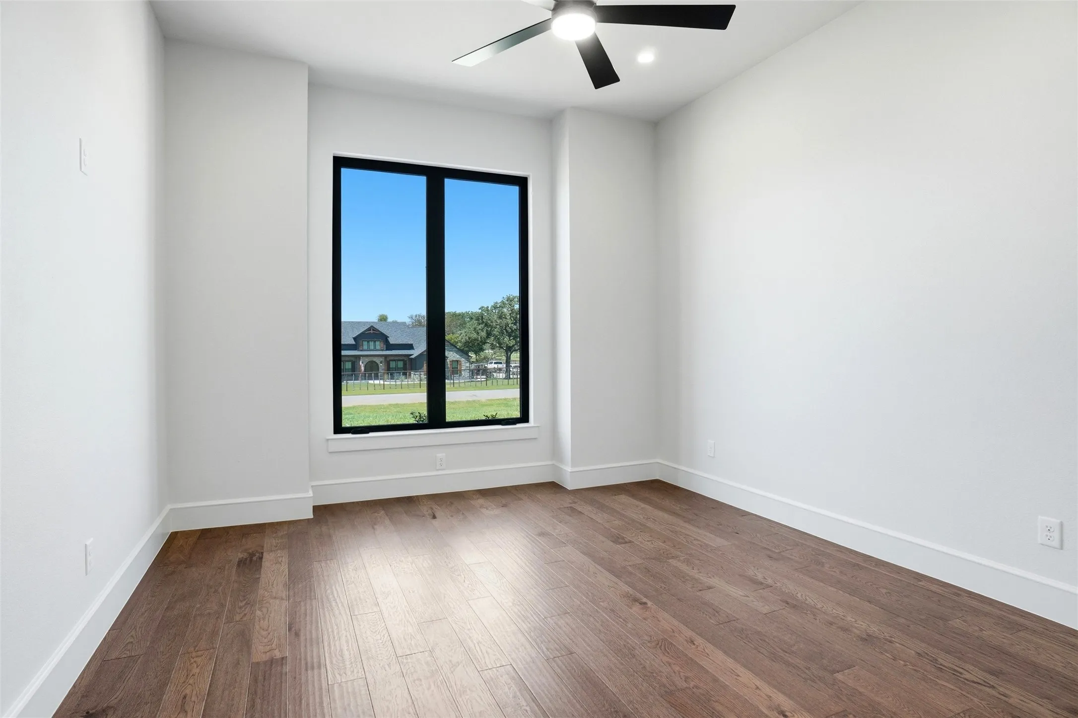Single Family Residence For Sale in Parker County , 2016 Pinetree Post, Weatherford, Texas 76087, 4 Bedroom, 4 Bathroom, 3 Garage spaces, 3,627 Sqft, built in 2026, New Construction - Incomplete, mls#21222151, Real Estate Agent in Weatherford, Homes For Sale in Parker county, Homes For Sale in Weatherford, Realtor in Weatherford Texas, Real Estate Brokerage Independent Realty Texas, Luminita Cordes Realtor