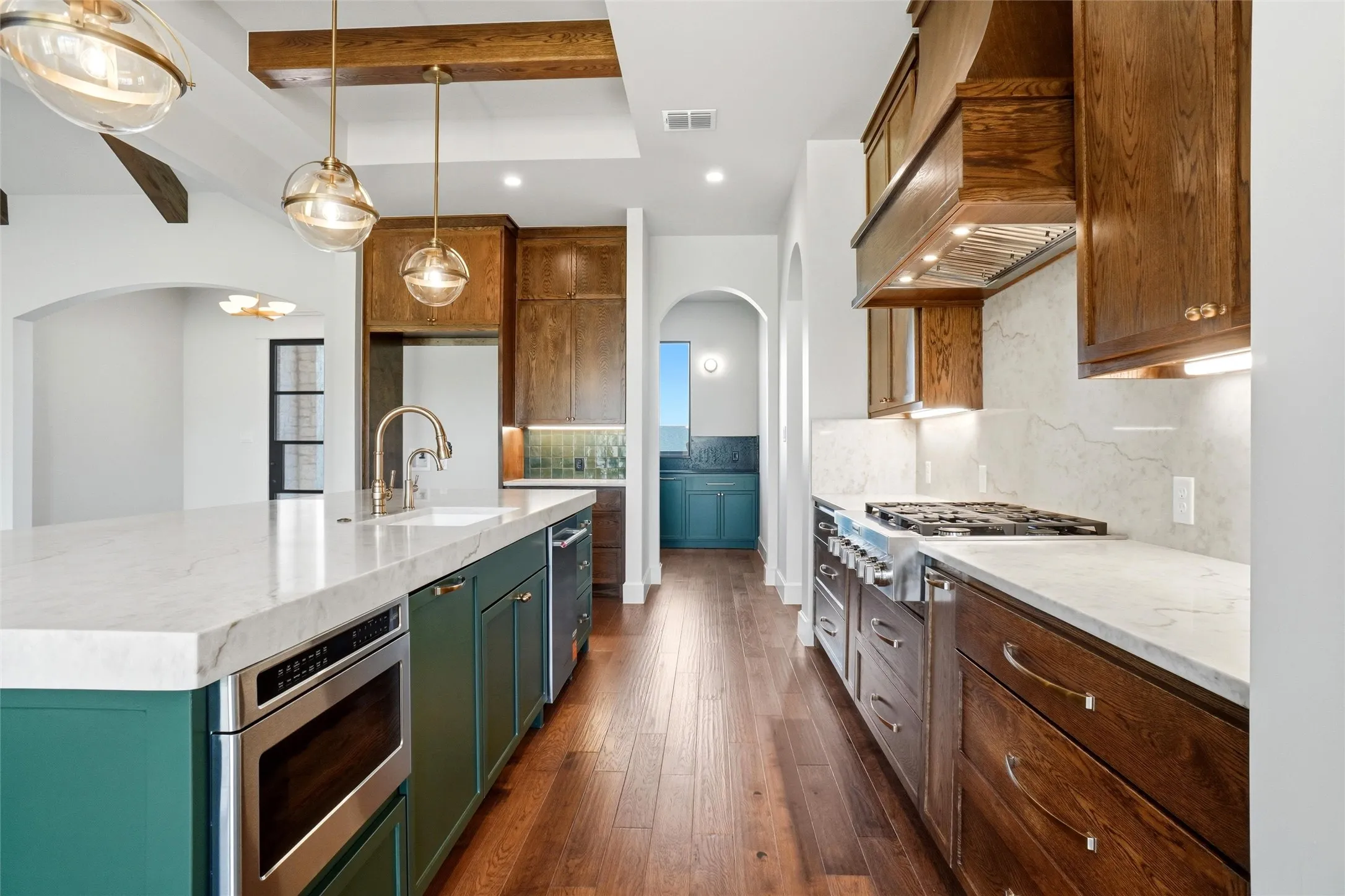 Single Family Residence For Sale in Parker County , 2016 Pinetree Post, Weatherford, Texas 76087, 4 Bedroom, 4 Bathroom, 3 Garage spaces, 3,627 Sqft, built in 2026, New Construction - Incomplete, mls#21222151, Real Estate Agent in Weatherford, Homes For Sale in Parker county, Homes For Sale in Weatherford, Realtor in Weatherford Texas, Real Estate Brokerage Independent Realty Texas, Luminita Cordes Realtor