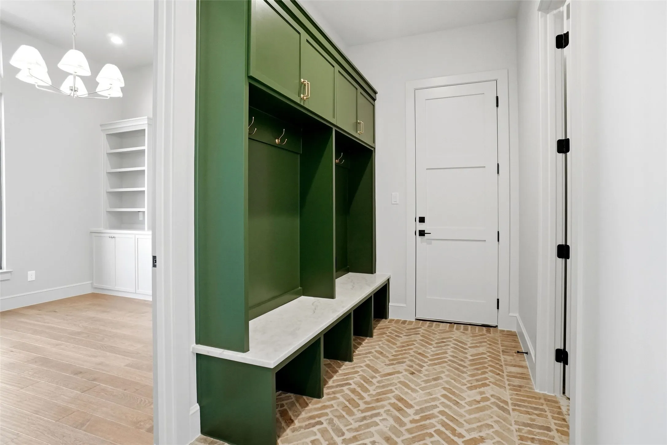 Single Family Residence For Sale in Parker County , 2016 Pinetree Post, Weatherford, Texas 76087, 4 Bedroom, 4 Bathroom, 3 Garage spaces, 3,627 Sqft, built in 2026, New Construction - Incomplete, mls#21222151, Real Estate Agent in Weatherford, Homes For Sale in Parker county, Homes For Sale in Weatherford, Realtor in Weatherford Texas, Real Estate Brokerage Independent Realty Texas, Luminita Cordes Realtor