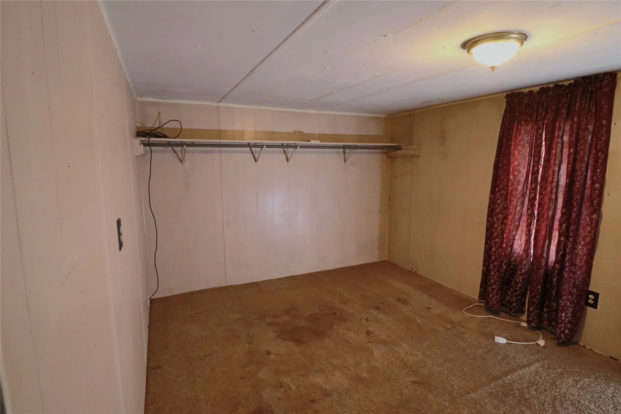 Mobile Home For Sale in Hunt County , 1957 Private Road 3836, Quinlan, Texas 75474, 2 Bedroom, 1 Bathroom, Garage spaces, 1,064 Sqft, built in 1985, mls#21222172, Real Estate Agent in Quinlan, Homes For Sale in Hunt county, Homes For Sale in Quinlan, Realtor in Quinlan Texas, Real Estate Brokerage Independent Realty Texas, Luminita Cordes Realtor