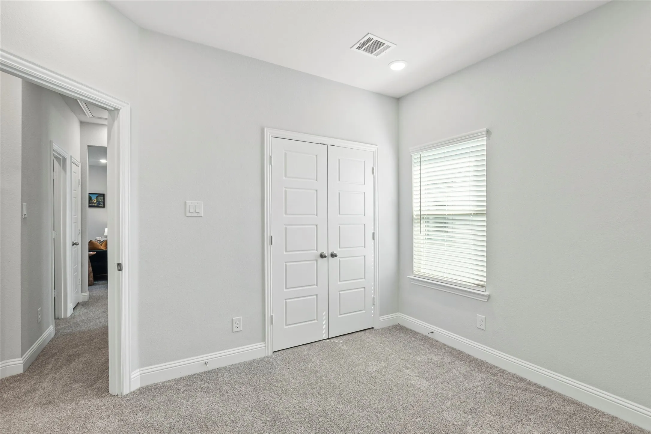 Single Family Residence For Sale in Dallas County , 7216 Palisades Drive, Rowlett, Texas 75088, 3 Bedroom, 3 Bathroom, 2 Garage spaces, 2,449 Sqft, built in 2024, mls#21219734, Real Estate Agent in Rowlett, Homes For Sale in Dallas county, Homes For Sale in Rowlett, Realtor in Rowlett Texas, Real Estate Brokerage Independent Realty Texas, Luminita Cordes Realtor