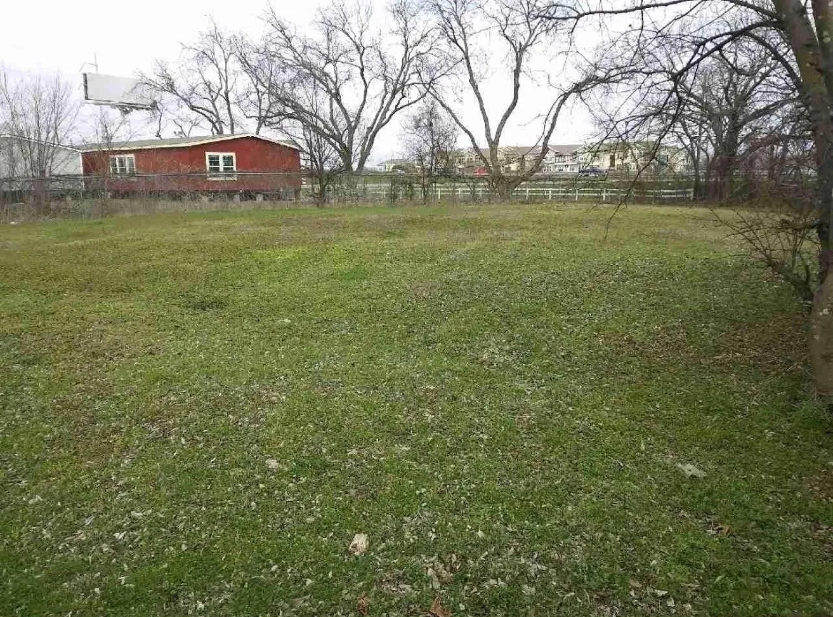 Unimproved Land For Sale in Johnson County , 319 E Miller Street, Burleson, Texas 76028, 0, 0, Garage spaces, 0 Sqft, built in 0, mls#21222187, Real Estate Agent in Burleson, Homes For Sale in Johnson county, Homes For Sale in Burleson, Realtor in Burleson Texas, Real Estate Brokerage Independent Realty Texas, Luminita Cordes Realtor