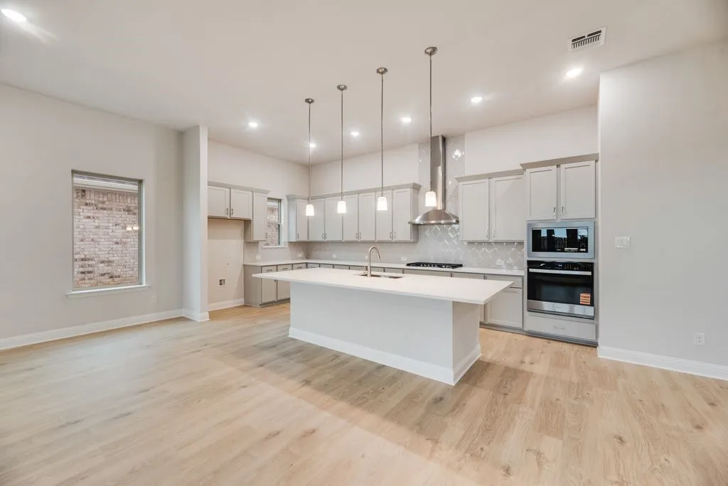 Single Family Residence For Sale in Denton County , 5825 Chidlow Drive, Celina, Texas 76227, 5 Bedroom, 5 Bathroom, 2 Garage spaces, 3,982 Sqft, built in 2026, New Construction - Complete, mls#21221995, Real Estate Agent in Celina, Homes For Sale in Denton county, Homes For Sale in Celina, Realtor in Celina Texas, Real Estate Brokerage Independent Realty Texas, Luminita Cordes Realtor