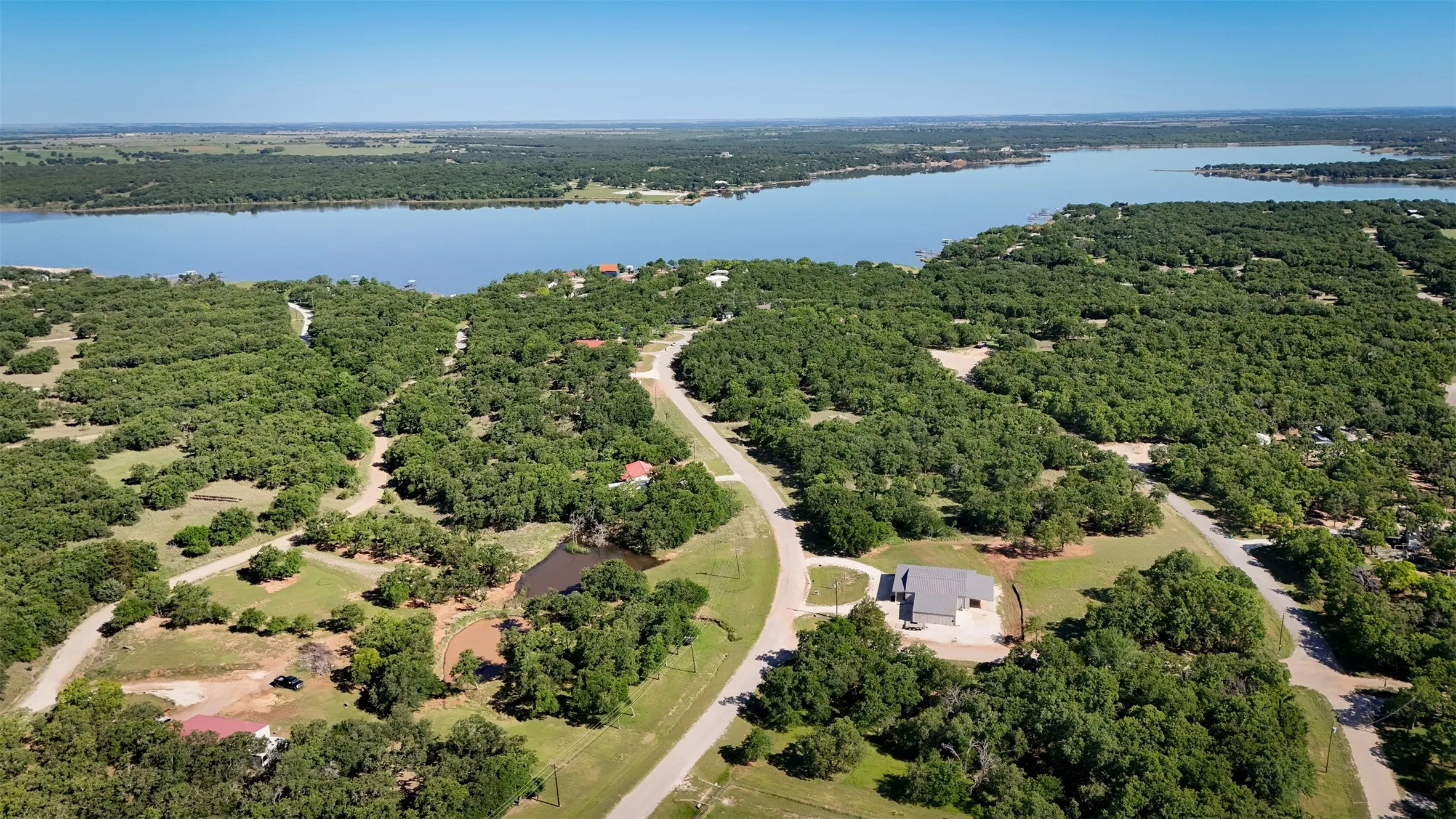 Single Family Residence For Sale in Montague County , 346 Nocona Drive, Nocona, Texas 76255, 3 Bedroom, 2 Bathroom, 3 Garage spaces, 2,025 Sqft, built in 2021, mls#21221609, Real Estate Agent in Nocona, Homes For Sale in Montague county, Homes For Sale in Nocona, Realtor in Nocona Texas, Real Estate Brokerage Independent Realty Texas, Luminita Cordes Realtor