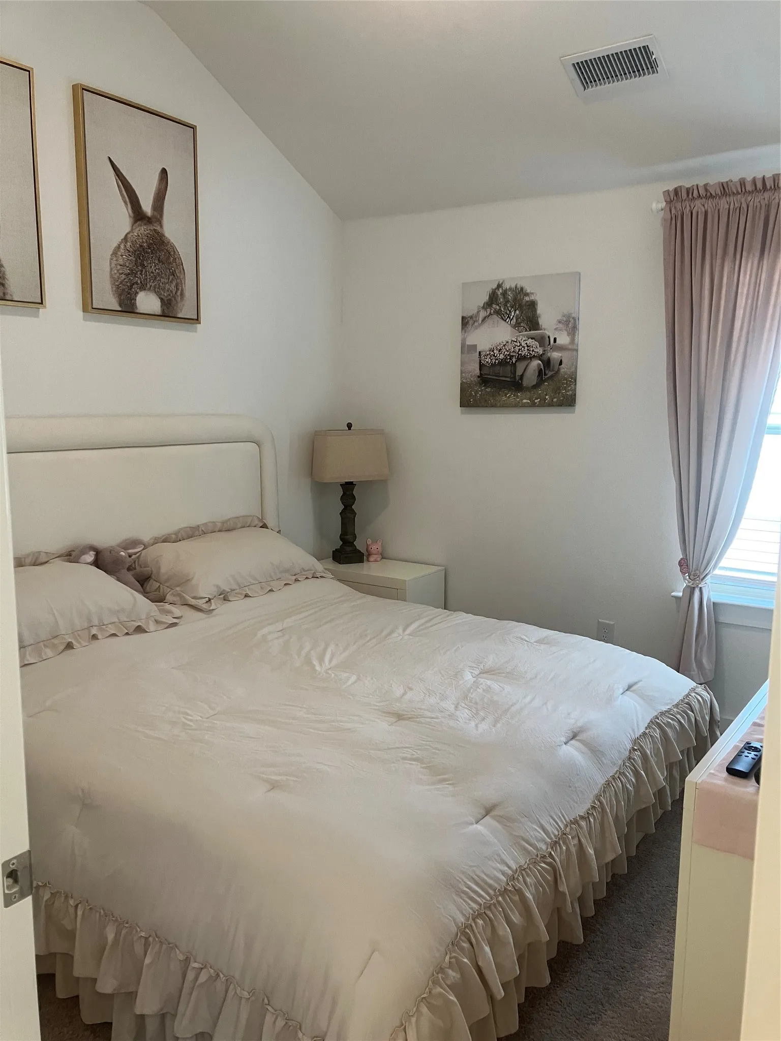 Townhouse For Sale in Grayson County , 3737 Bel Air Boulevard, Sherman, Texas 75090, 3 Bedrooms, 3 Bathrooms, 2 Garage spaces, 1,795 Sqft, built in 2023, Price $329,900, mls#21222213, Real Estate Agent in Sherman, Homes For Sale in Grayson county, Homes For Sale in Sherman, Realtor in Sherman Texas, Real Estate Brokerage Independent Realty Texas, Luminita Cordes Realtor