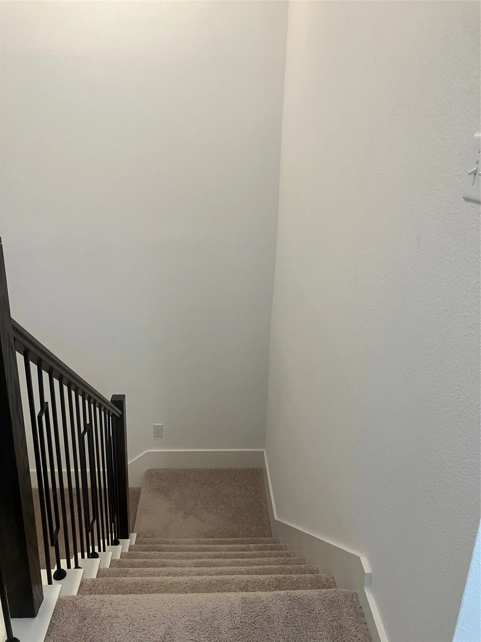 Townhouse For Sale in Grayson County , 3737 Bel Air Boulevard, Sherman, Texas 75090, 3 Bedrooms, 3 Bathrooms, 2 Garage spaces, 1,795 Sqft, built in 2023, Price $329,900, mls#21222213, Real Estate Agent in Sherman, Homes For Sale in Grayson county, Homes For Sale in Sherman, Realtor in Sherman Texas, Real Estate Brokerage Independent Realty Texas, Luminita Cordes Realtor