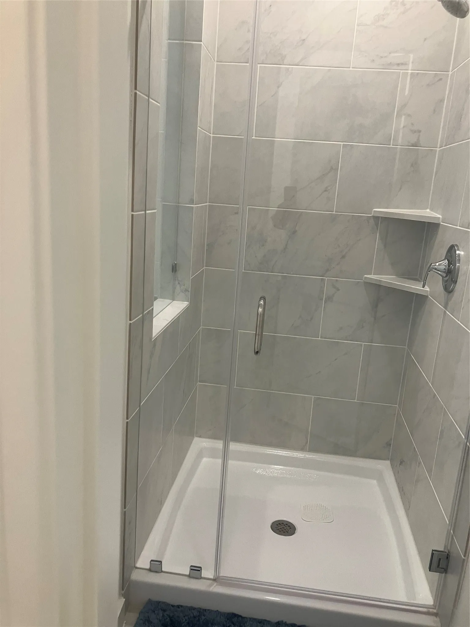 Townhouse For Sale in Grayson County , 3737 Bel Air Boulevard, Sherman, Texas 75090, 3 Bedrooms, 3 Bathrooms, 2 Garage spaces, 1,795 Sqft, built in 2023, Price $329,900, mls#21222213, Real Estate Agent in Sherman, Homes For Sale in Grayson county, Homes For Sale in Sherman, Realtor in Sherman Texas, Real Estate Brokerage Independent Realty Texas, Luminita Cordes Realtor