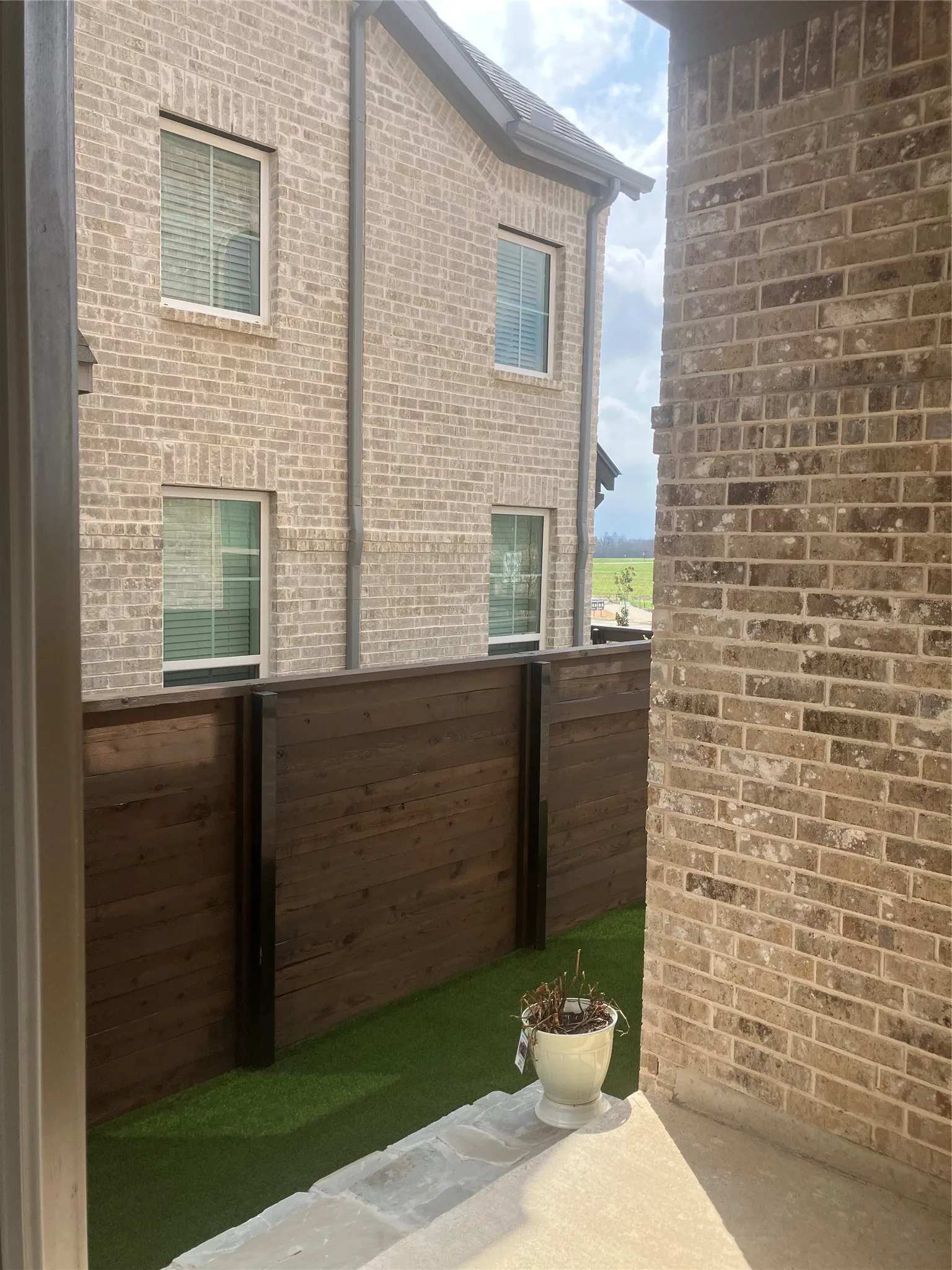 Townhouse For Sale in Grayson County , 3737 Bel Air Boulevard, Sherman, Texas 75090, 3 Bedrooms, 3 Bathrooms, 2 Garage spaces, 1,795 Sqft, built in 2023, Price $329,900, mls#21222213, Real Estate Agent in Sherman, Homes For Sale in Grayson county, Homes For Sale in Sherman, Realtor in Sherman Texas, Real Estate Brokerage Independent Realty Texas, Luminita Cordes Realtor