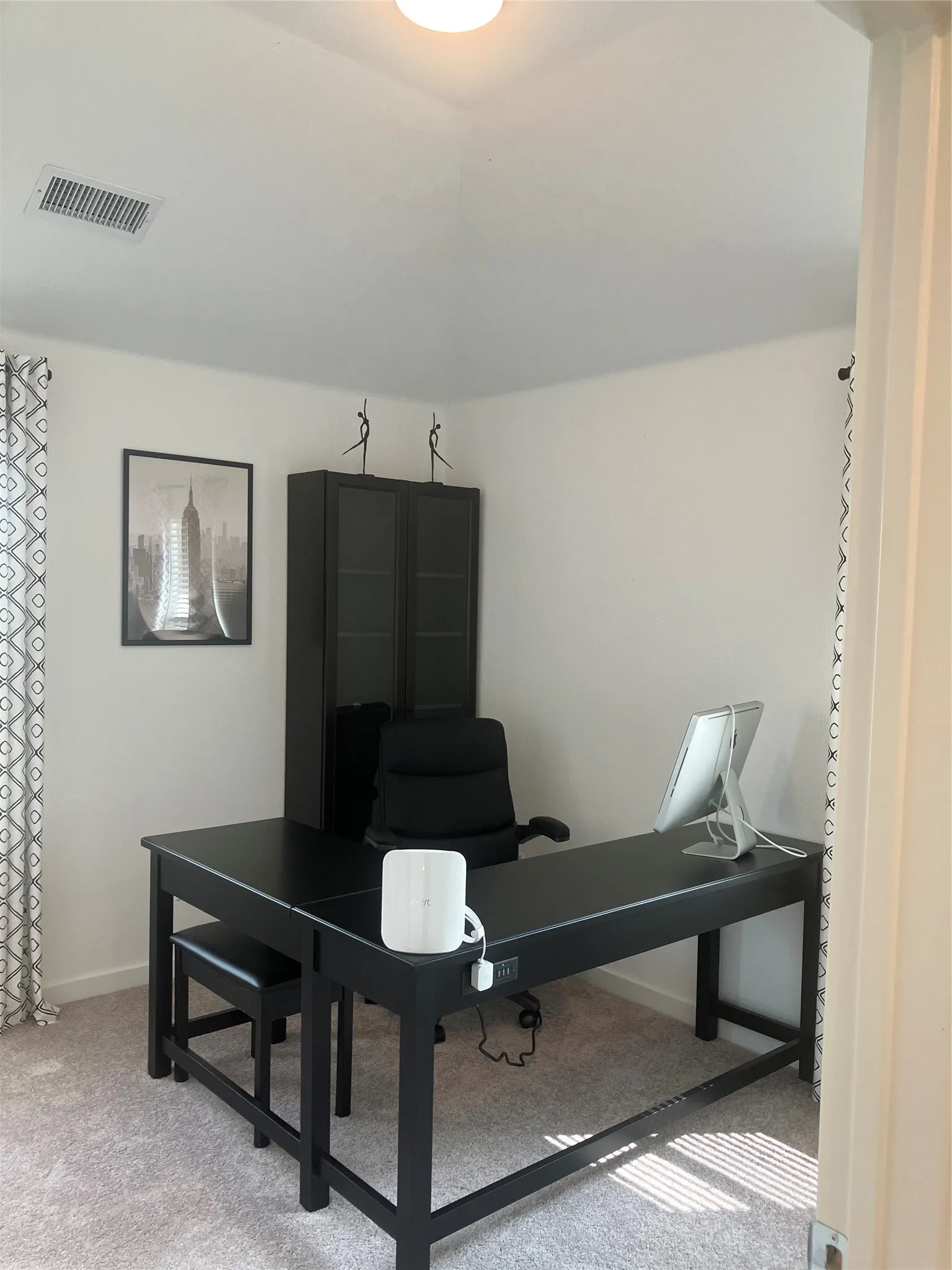 Townhouse For Sale in Grayson County , 3737 Bel Air Boulevard, Sherman, Texas 75090, 3 Bedrooms, 3 Bathrooms, 2 Garage spaces, 1,795 Sqft, built in 2023, Price $329,900, mls#21222213, Real Estate Agent in Sherman, Homes For Sale in Grayson county, Homes For Sale in Sherman, Realtor in Sherman Texas, Real Estate Brokerage Independent Realty Texas, Luminita Cordes Realtor