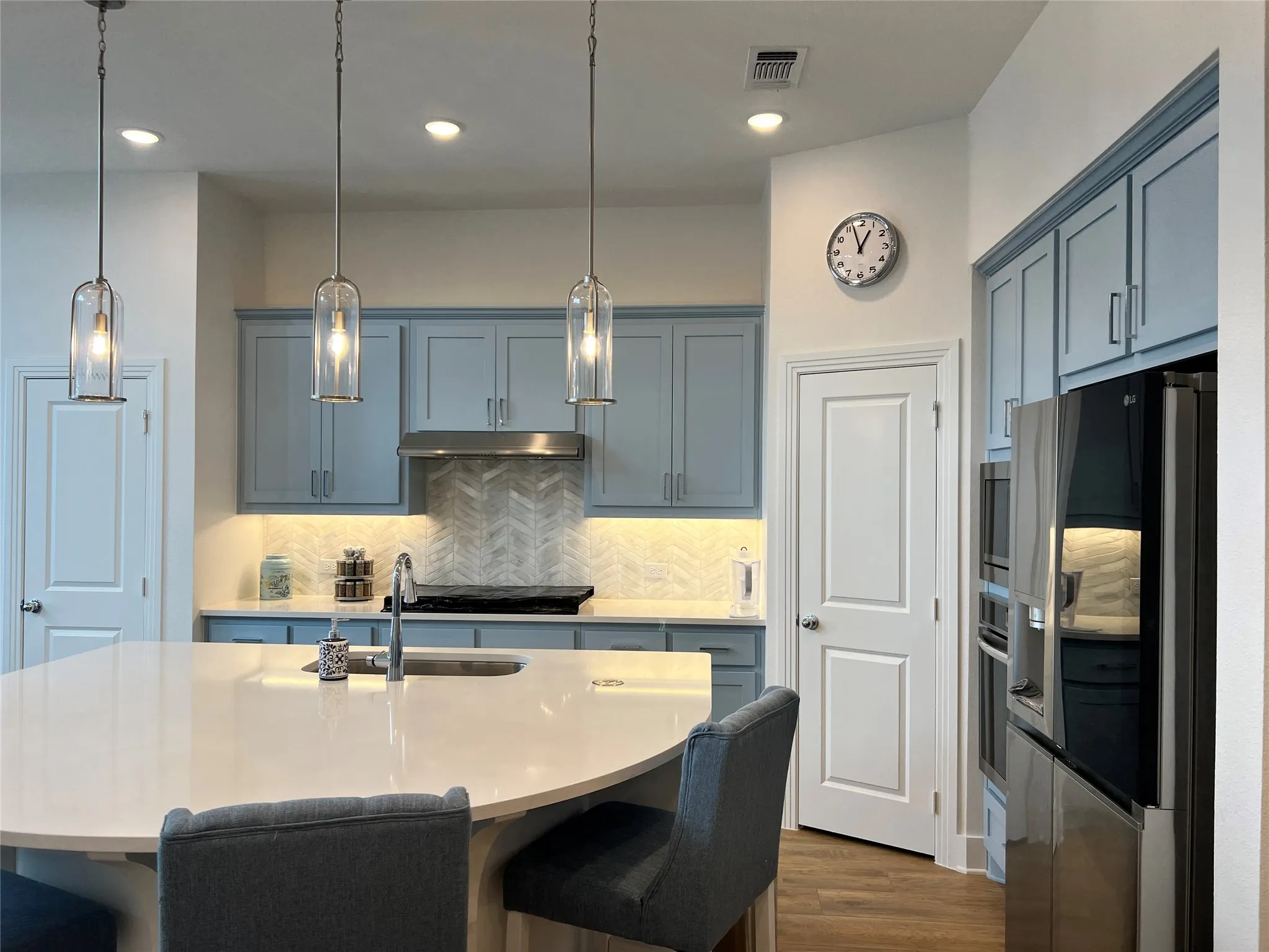 Townhouse For Sale in Grayson County , 3737 Bel Air Boulevard, Sherman, Texas 75090, 3 Bedrooms, 3 Bathrooms, 2 Garage spaces, 1,795 Sqft, built in 2023, Price $329,900, mls#21222213, Real Estate Agent in Sherman, Homes For Sale in Grayson county, Homes For Sale in Sherman, Realtor in Sherman Texas, Real Estate Brokerage Independent Realty Texas, Luminita Cordes Realtor