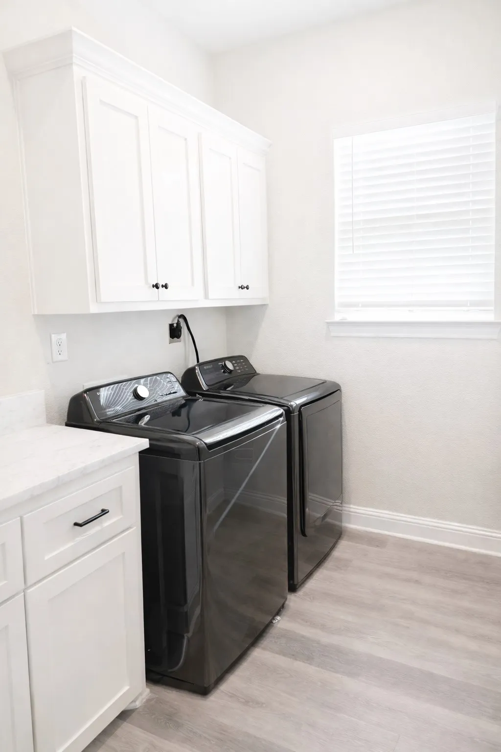 Single Family Residence For Sale in Mc Lennan County , 310 W Tate Street, Robinson, Texas 76706, 4 Bedrooms, 2 Bathrooms, 2 Garage spaces, 1,732 Sqft, built in 2021, Price $364,900, mls#21222073, Real Estate Agent in Robinson, Homes For Sale in Mc Lennan county, Homes For Sale in Robinson, Realtor in Robinson Texas, Real Estate Brokerage Independent Realty Texas, Luminita Cordes Realtor