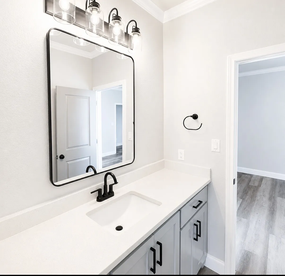 Single Family Residence For Sale in Mc Lennan County , 224 Fox Run Lane, Robinson, Texas 76706, 4 Bedrooms, 4 Bathrooms, 2 Garage spaces, 2,568 Sqft, built in 2022, Price $582,000, mls#21222156, Real Estate Agent in Robinson, Homes For Sale in Mc Lennan county, Homes For Sale in Robinson, Realtor in Robinson Texas, Real Estate Brokerage Independent Realty Texas, Luminita Cordes Realtor