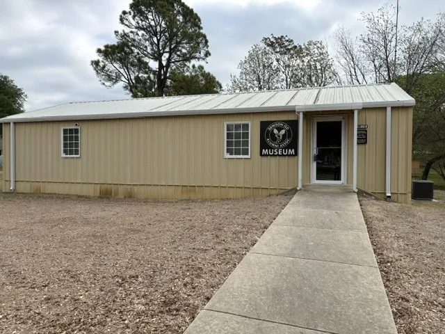 Office For Sale in Grayson County , 1730 S Mirick Avenue, Denison, Texas 75020, 0, 0, Garage spaces, 0 Sqft, built in 1980, mls#21222257, Real Estate Agent in Denison, Homes For Sale in Grayson county, Homes For Sale in Denison, Realtor in Denison Texas, Real Estate Brokerage Independent Realty Texas, Luminita Cordes Realtor