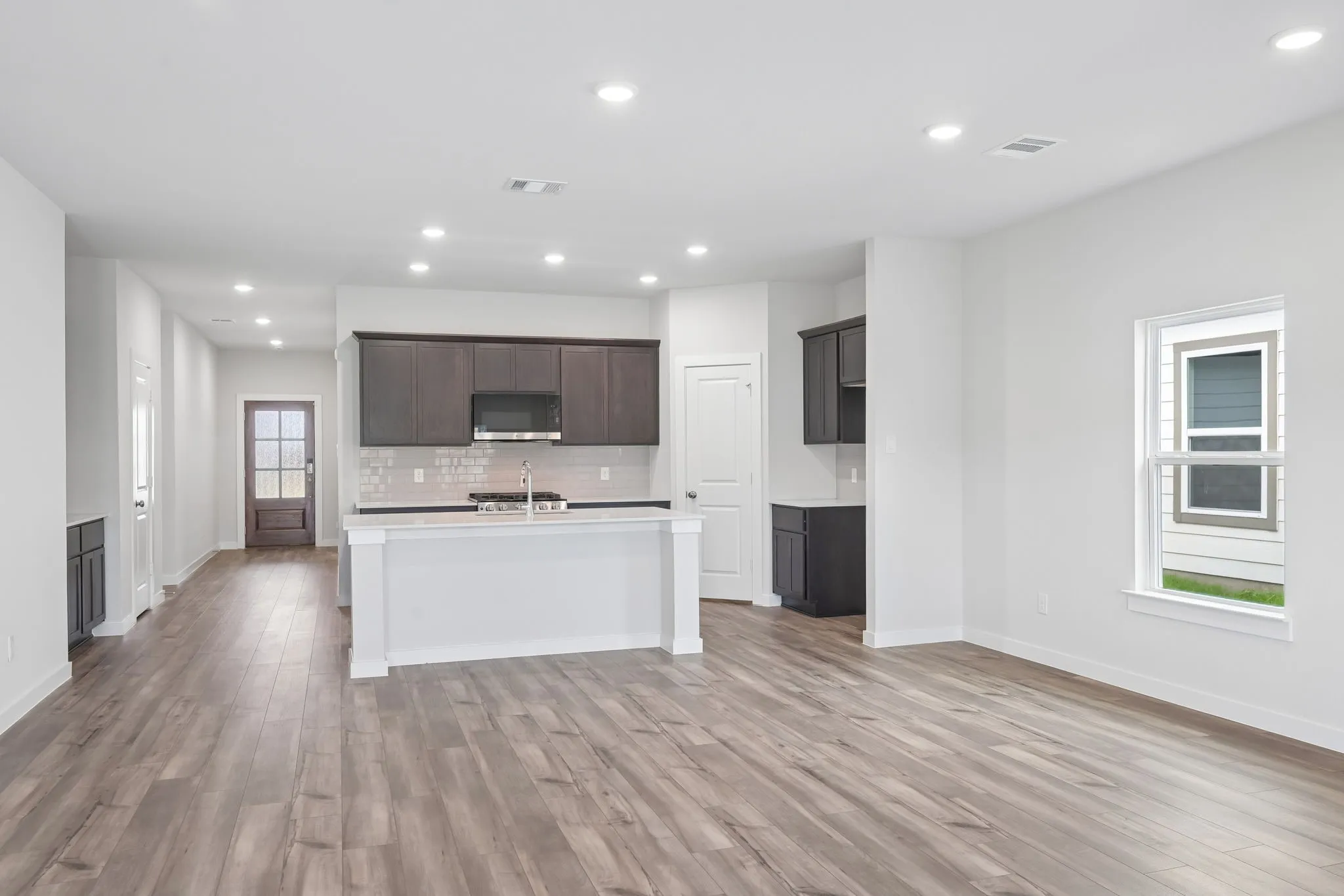 Single Family Residence For Sale in Grayson County , 2217 Trailside Drive, Sherman, Texas 75092, 4 Bedroom, 3 Bathroom, 2 Garage spaces, 2,013 Sqft, built in 2026, New Construction - Incomplete, mls#21222291, Real Estate Agent in Sherman, Homes For Sale in Grayson county, Homes For Sale in Sherman, Realtor in Sherman Texas, Real Estate Brokerage Independent Realty Texas, Luminita Cordes Realtor