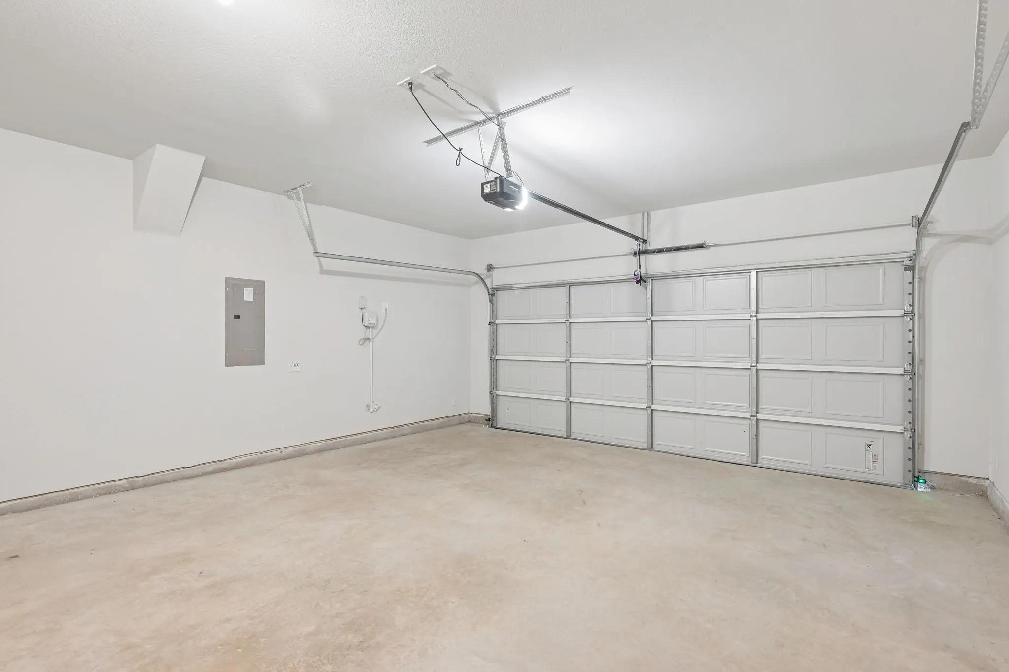 Single Family Residence For Sale in Grayson County , 2217 Trailside Drive, Sherman, Texas 75092, 4 Bedroom, 3 Bathroom, 2 Garage spaces, 2,013 Sqft, built in 2026, New Construction - Incomplete, mls#21222291, Real Estate Agent in Sherman, Homes For Sale in Grayson county, Homes For Sale in Sherman, Realtor in Sherman Texas, Real Estate Brokerage Independent Realty Texas, Luminita Cordes Realtor