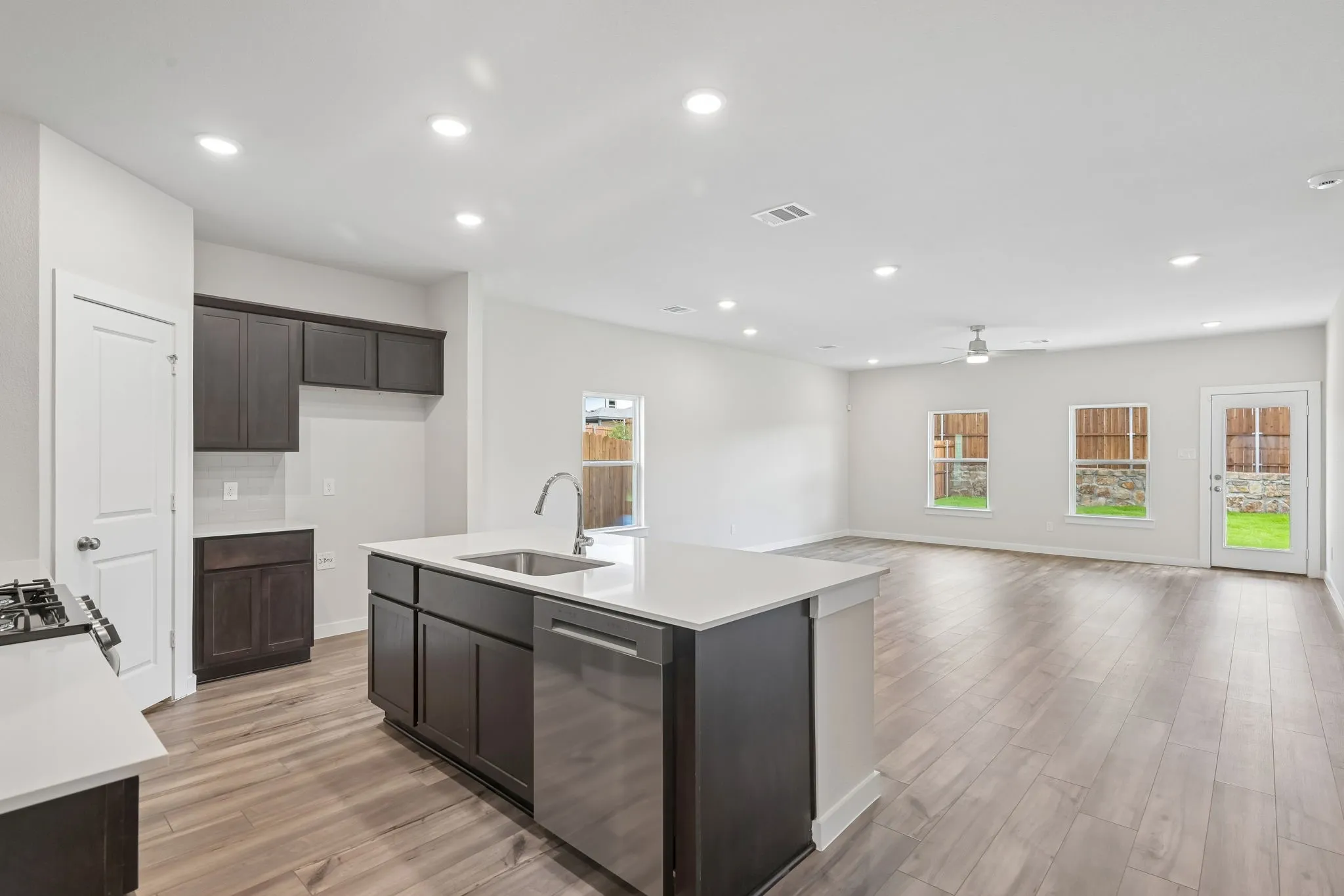 Single Family Residence For Sale in Grayson County , 2217 Trailside Drive, Sherman, Texas 75092, 4 Bedroom, 3 Bathroom, 2 Garage spaces, 2,013 Sqft, built in 2026, New Construction - Incomplete, mls#21222291, Real Estate Agent in Sherman, Homes For Sale in Grayson county, Homes For Sale in Sherman, Realtor in Sherman Texas, Real Estate Brokerage Independent Realty Texas, Luminita Cordes Realtor