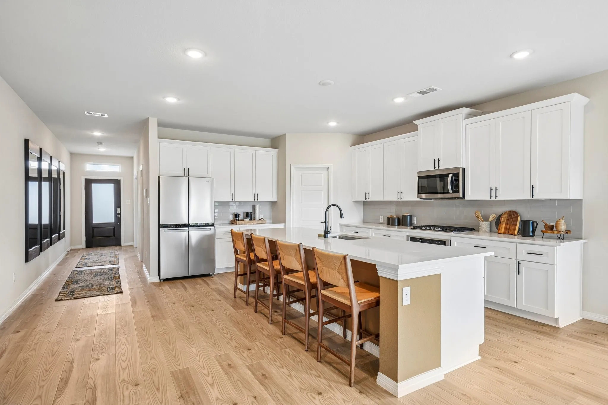 Single Family Residence For Sale in Kaufman County , 1117 Garden Grove Lane, Forney, Texas 75126, 4 Bedroom, 4 Bathroom, 2 Garage spaces, 3,204 Sqft, built in 2023, New Construction - Complete, mls#21222297, Real Estate Agent in Forney, Homes For Sale in Kaufman county, Homes For Sale in Forney, Realtor in Forney Texas, Real Estate Brokerage Independent Realty Texas, Luminita Cordes Realtor