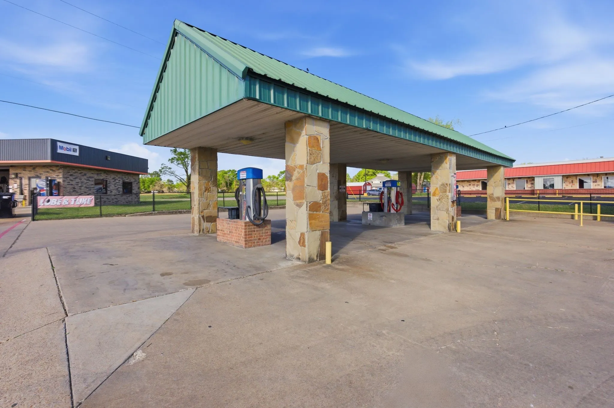 Business For Sale in Rains County , 319 W Lennon Drive, Emory, Texas 75440, 0, 0, Garage spaces, 0 Sqft, built in 1983, Preowned, mls#21222299, Real Estate Agent in Emory, Homes For Sale in Rains county, Homes For Sale in Emory, Realtor in Emory Texas, Real Estate Brokerage Independent Realty Texas, Luminita Cordes Realtor