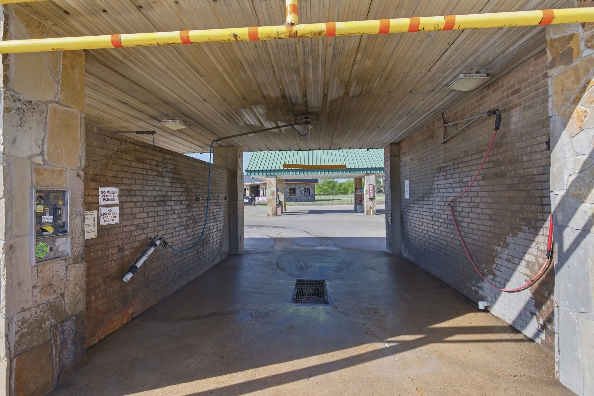 Business For Sale in Rains County , 319 W Lennon Drive, Emory, Texas 75440, 0, 0, Garage spaces, 0 Sqft, built in 1983, Preowned, mls#21222299, Real Estate Agent in Emory, Homes For Sale in Rains county, Homes For Sale in Emory, Realtor in Emory Texas, Real Estate Brokerage Independent Realty Texas, Luminita Cordes Realtor