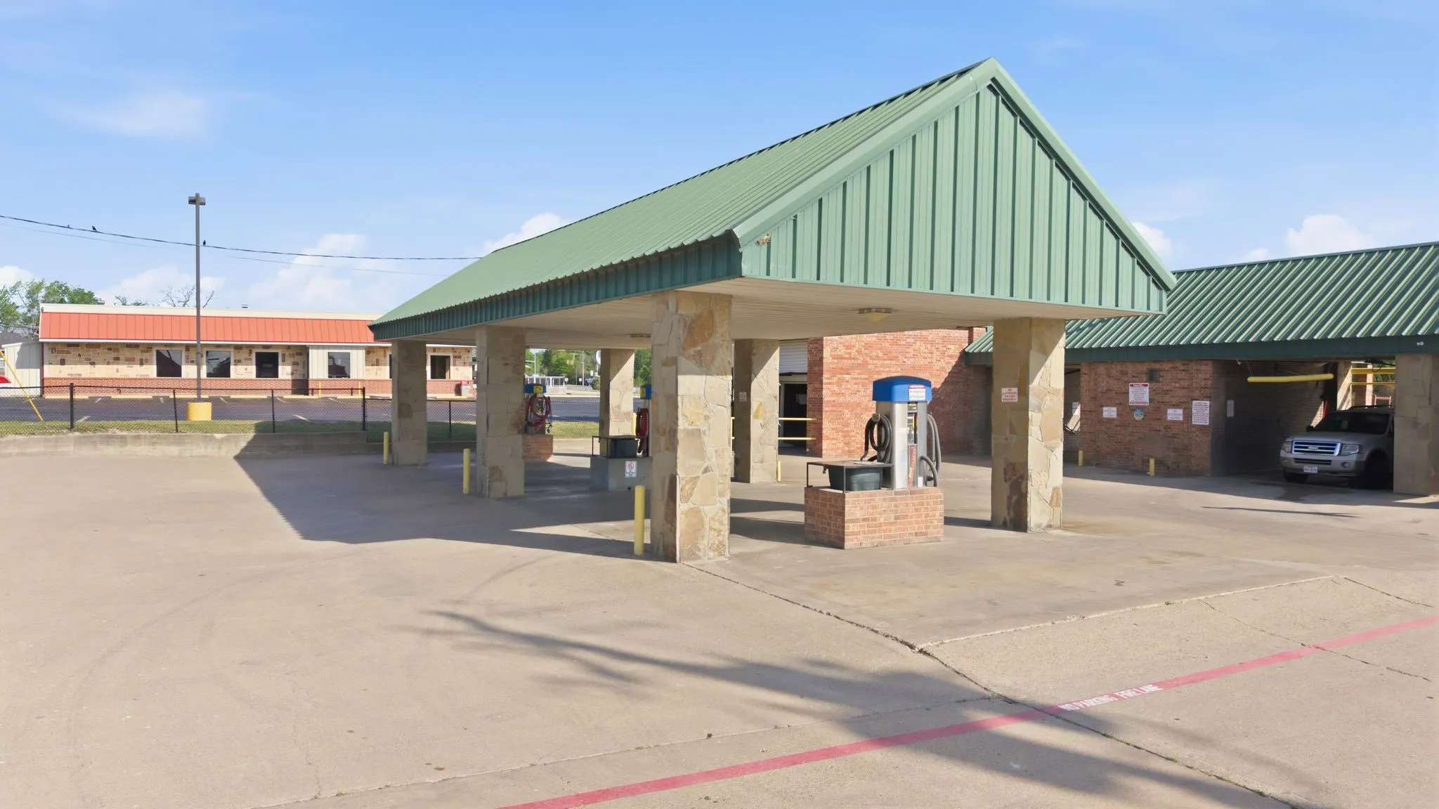 Business For Sale in Rains County , 319 W Lennon Drive, Emory, Texas 75440, 0, 0, Garage spaces, 0 Sqft, built in 1983, Preowned, mls#21222299, Real Estate Agent in Emory, Homes For Sale in Rains county, Homes For Sale in Emory, Realtor in Emory Texas, Real Estate Brokerage Independent Realty Texas, Luminita Cordes Realtor