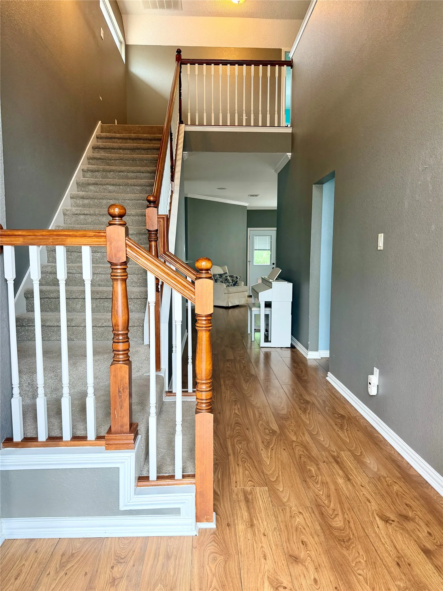 Single Family Residence For Sale in Dallas County , 7206 Birchmont Drive, Rowlett, Texas 75089, 4 Bedroom, 3 Bathroom, 2 Garage spaces, 2,297 Sqft, built in 1997, Preowned, mls#21221719, Real Estate Agent in Rowlett, Homes For Sale in Dallas county, Homes For Sale in Rowlett, Realtor in Rowlett Texas, Real Estate Brokerage Independent Realty Texas, Luminita Cordes Realtor