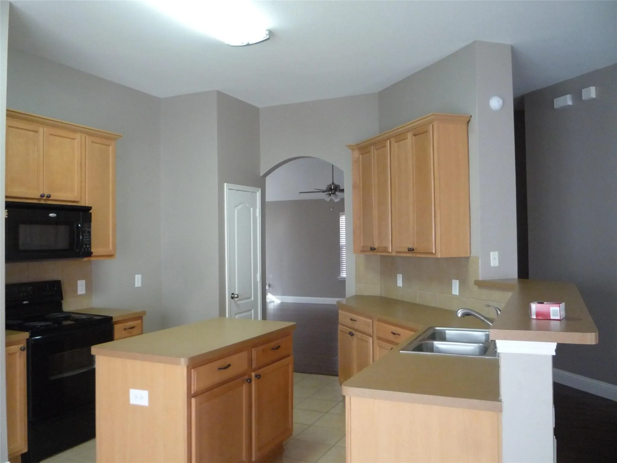 Single Family Residence For Rent in Collin County , 716 Alder Drive, Anna, Texas 75409, 3 Bedroom, 2 Bathroom, 2 Garage spaces, 1,896 Sqft, built in 2006, Preowned, mls#21205871, Real Estate Agent in Anna, Homes For Rent in Collin county, Homes For Rent in Anna, Realtor in Anna Texas, Real Estate Brokerage Independent Realty Texas, Luminita Cordes Realtor