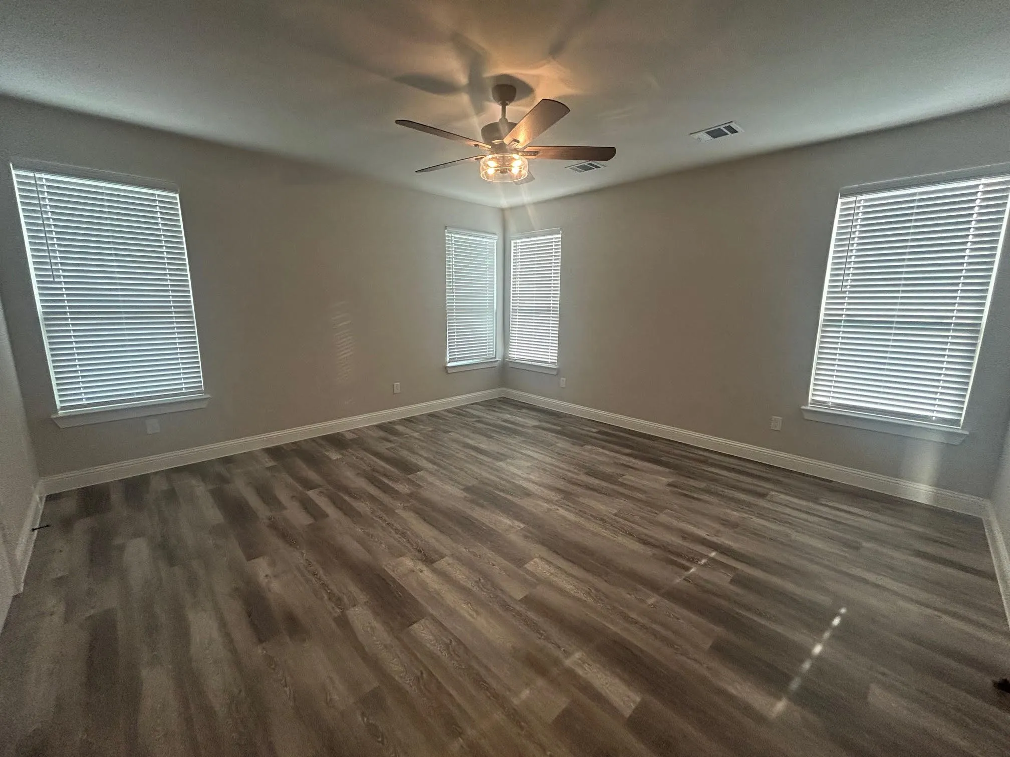 Townhouse For Rent in Denton County , 4001 Avion Drive, Sanger, Texas 76266, 3 Bedroom, 3 Bathroom, 2 Garage spaces, 1,866 Sqft, built in 2023, mls#21222338, Real Estate Agent in Sanger, Homes For Rent in Denton county, Homes For Rent in Sanger, Realtor in Sanger Texas, Real Estate Brokerage Independent Realty Texas, Luminita Cordes Realtor