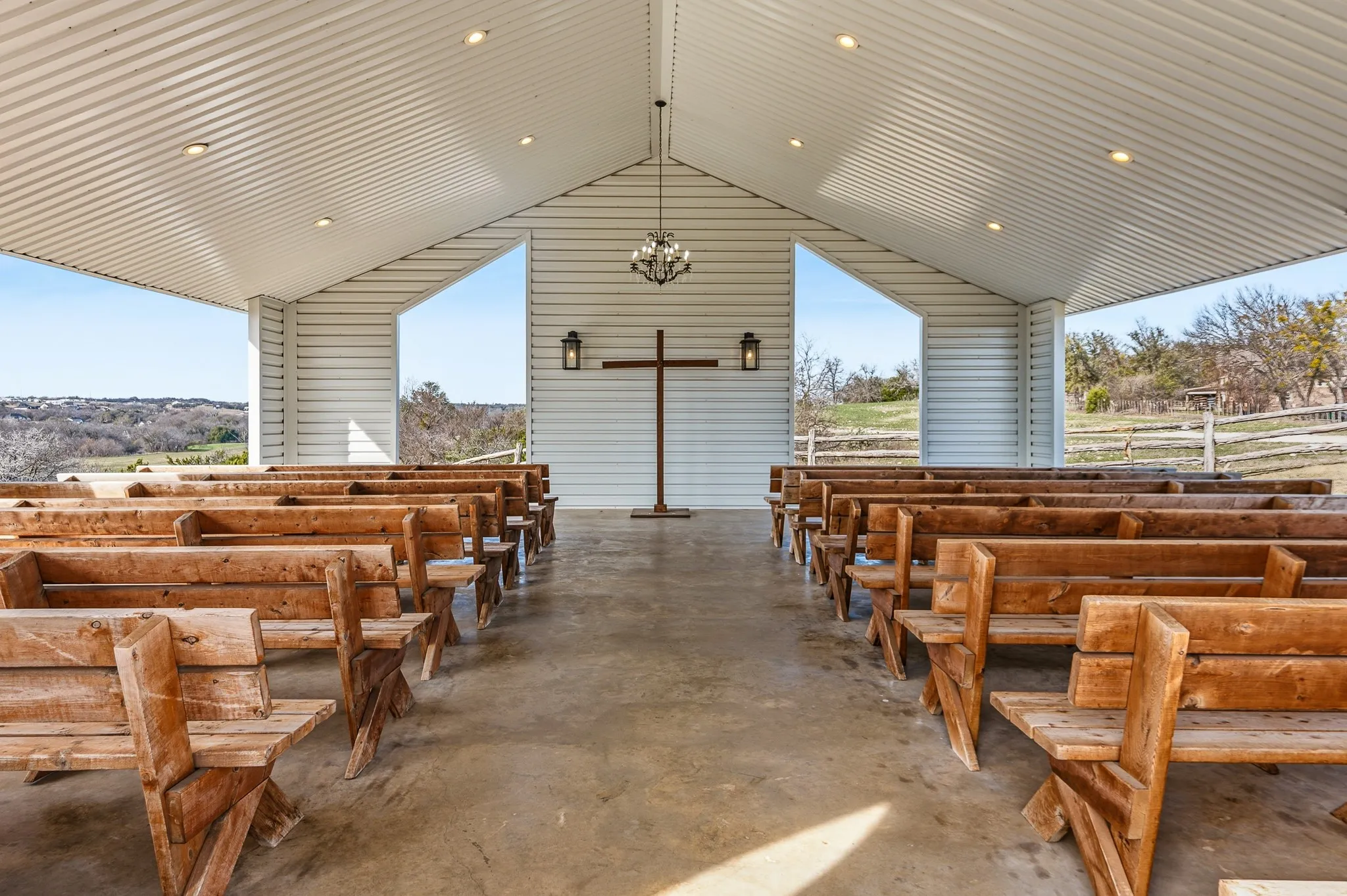 Farm For Sale in Parker County , 5400 Old Brock, Weatherford, Texas 76087, 3 Bedrooms, 3 Bathrooms, Garage spaces, 2,561 Sqft, built in 2022, Price $8,500,000, mls#21222255, Real Estate Agent in Weatherford, Homes For Sale in Parker county, Homes For Sale in Weatherford, Realtor in Weatherford Texas, Real Estate Brokerage Independent Realty Texas, Luminita Cordes Realtor