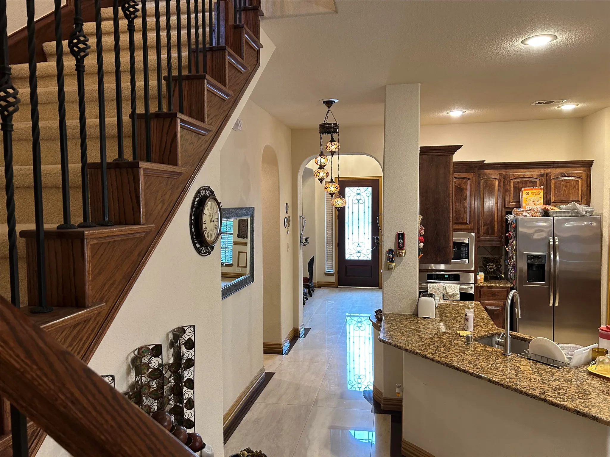Single Family Residence For Sale in Dallas County , 2219 Longview Road, Irving, Texas 75063, 4 Bedroom, 3 Bathroom, 2 Garage spaces, 3,022 Sqft, built in 2008, mls#21222349, Real Estate Agent in Irving, Homes For Sale in Dallas county, Homes For Sale in Irving, Realtor in Irving Texas, Real Estate Brokerage Independent Realty Texas, Luminita Cordes Realtor