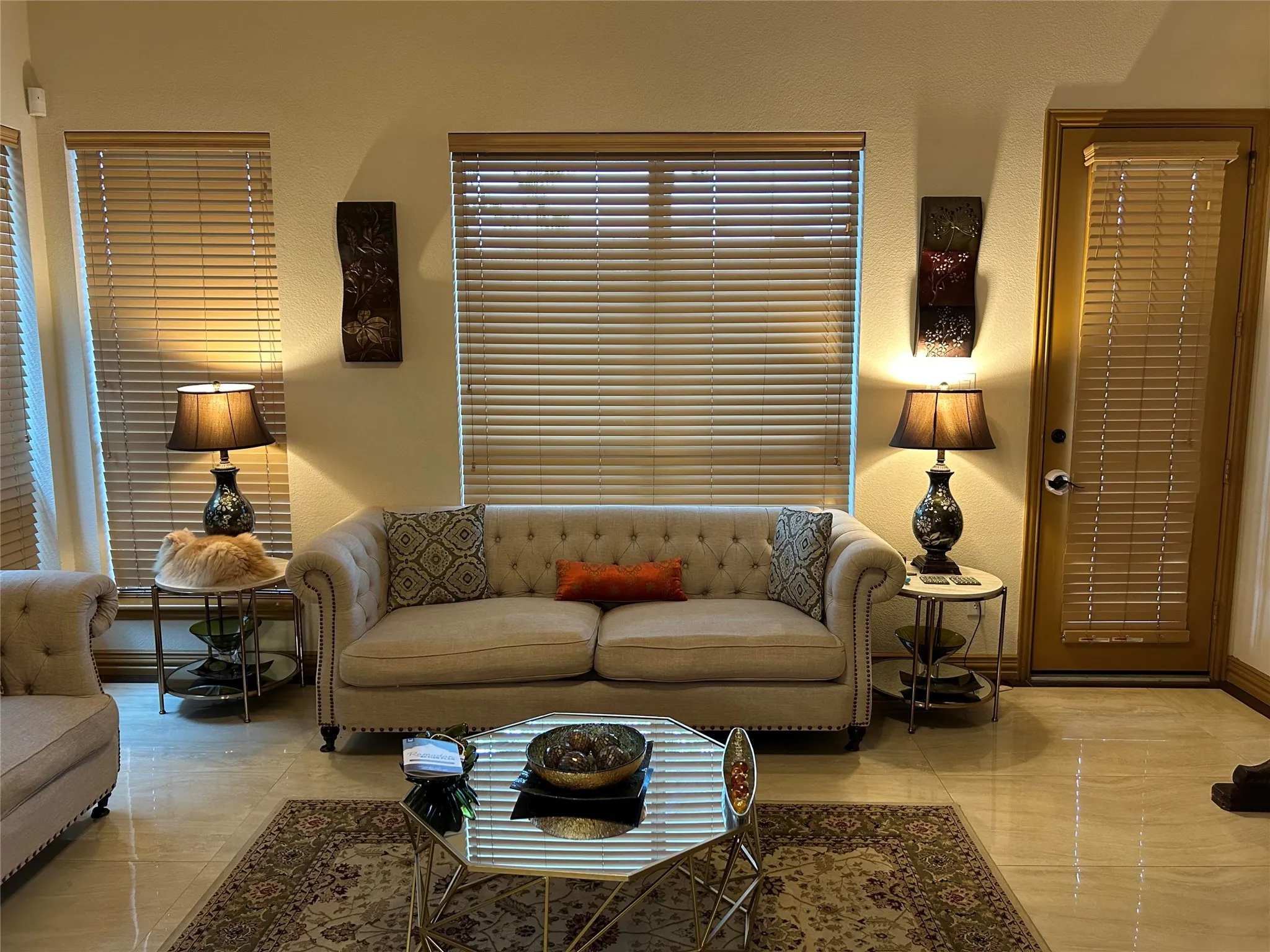 Single Family Residence For Sale in Dallas County , 2219 Longview Road, Irving, Texas 75063, 4 Bedroom, 3 Bathroom, 2 Garage spaces, 3,022 Sqft, built in 2008, mls#21222349, Real Estate Agent in Irving, Homes For Sale in Dallas county, Homes For Sale in Irving, Realtor in Irving Texas, Real Estate Brokerage Independent Realty Texas, Luminita Cordes Realtor