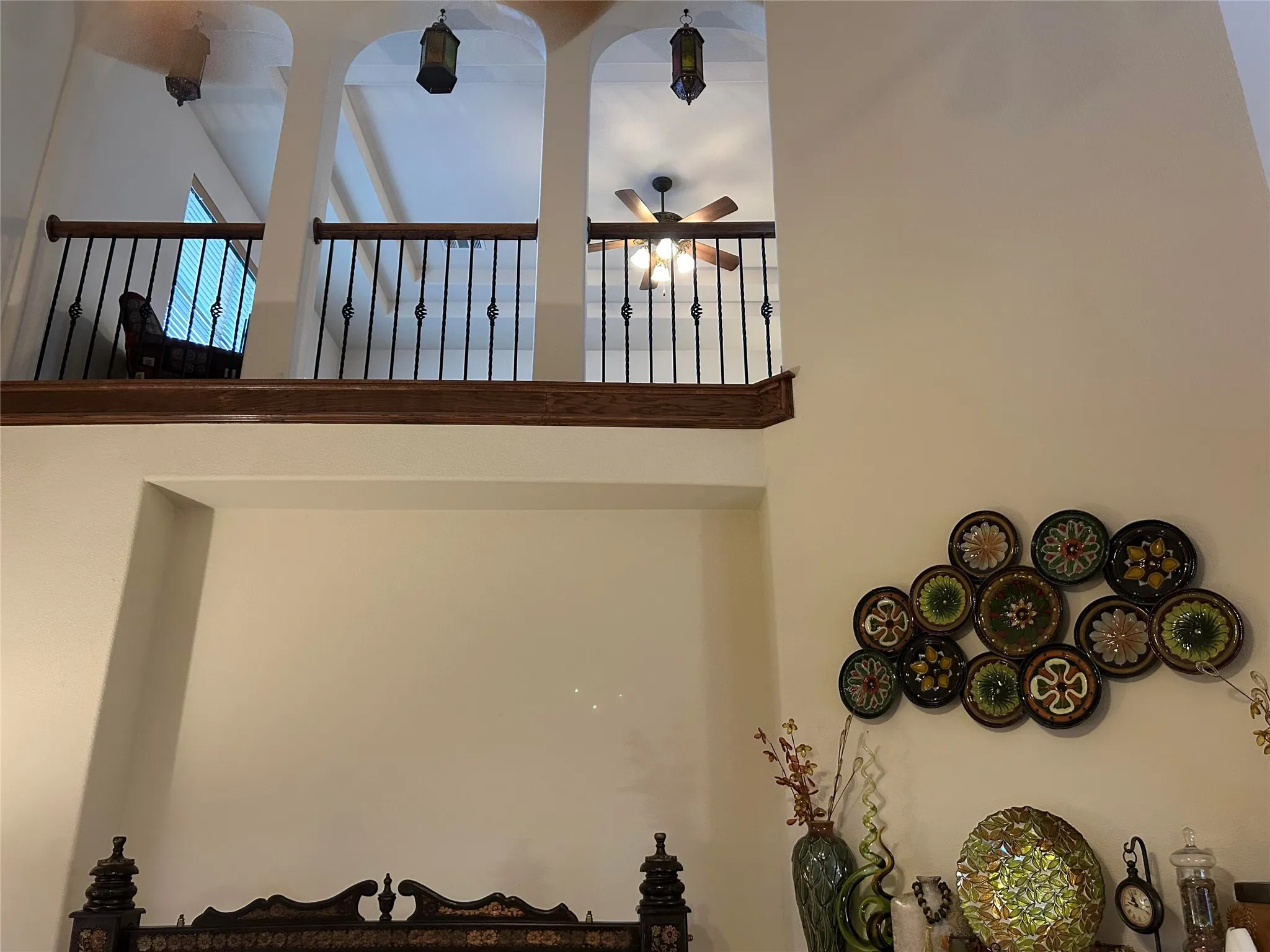 Single Family Residence For Sale in Dallas County , 2219 Longview Road, Irving, Texas 75063, 4 Bedroom, 3 Bathroom, 2 Garage spaces, 3,022 Sqft, built in 2008, mls#21222349, Real Estate Agent in Irving, Homes For Sale in Dallas county, Homes For Sale in Irving, Realtor in Irving Texas, Real Estate Brokerage Independent Realty Texas, Luminita Cordes Realtor