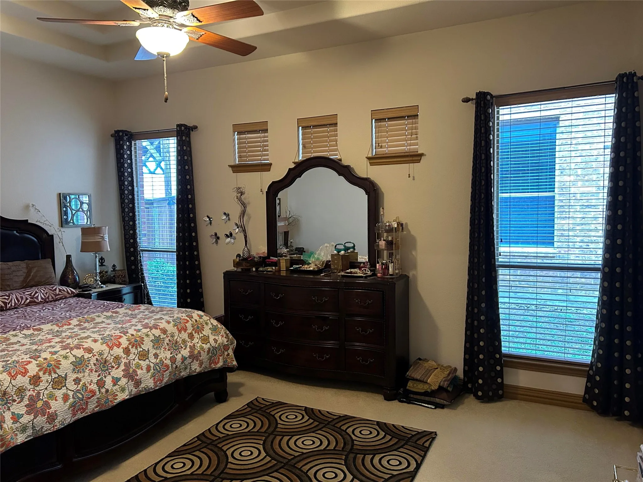 Single Family Residence For Sale in Dallas County , 2219 Longview Road, Irving, Texas 75063, 4 Bedroom, 3 Bathroom, 2 Garage spaces, 3,022 Sqft, built in 2008, mls#21222349, Real Estate Agent in Irving, Homes For Sale in Dallas county, Homes For Sale in Irving, Realtor in Irving Texas, Real Estate Brokerage Independent Realty Texas, Luminita Cordes Realtor
