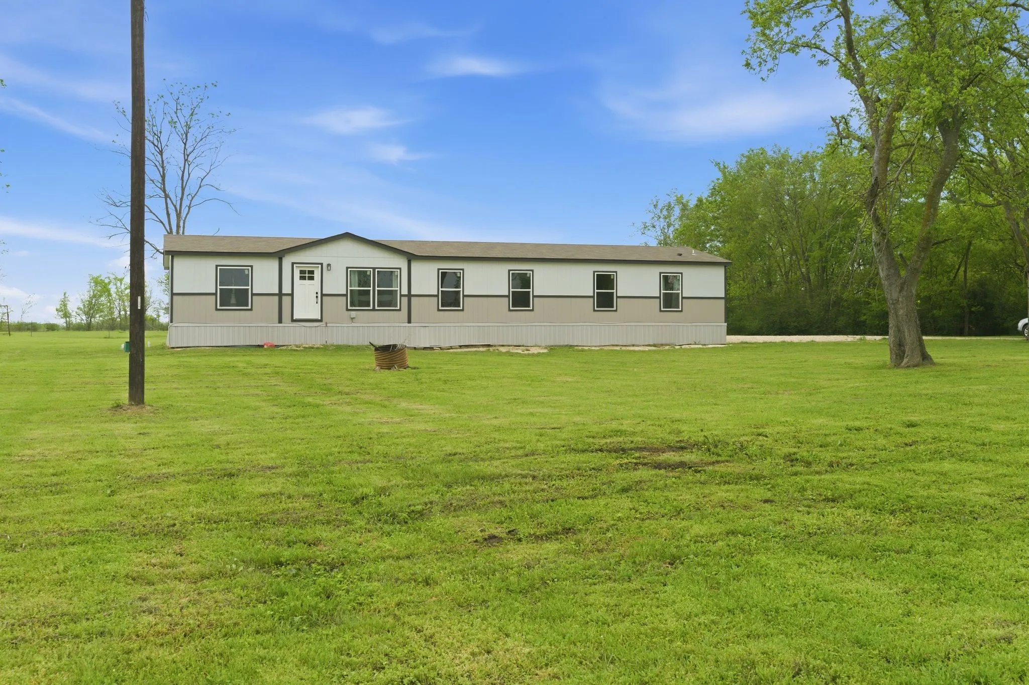 Manufactured Home For Sale in Hopkins County , 8792 Hwy 67, Saltillo, Texas 75478, 5 Bedroom, 3 Bathroom, Garage spaces, 2,128 Sqft, built in 2023, mls#21221906, Real Estate Agent in Saltillo, Homes For Sale in Hopkins county, Homes For Sale in Saltillo, Realtor in Saltillo Texas, Real Estate Brokerage Independent Realty Texas, Luminita Cordes Realtor