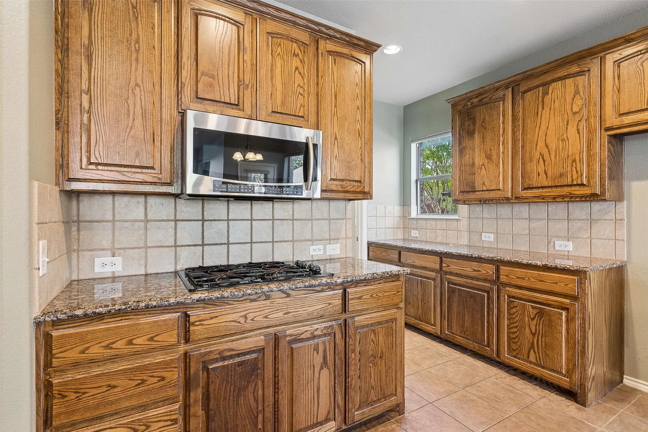 Single Family Residence For Sale in Collin County , 1908 Canyon Wren Drive, Mc Kinney, Texas 75071, 4 Bedroom, 4 Bathroom, 2 Garage spaces, 2,785 Sqft, built in 2004, mls#21222383, Real Estate Agent in Mc Kinney, Homes For Sale in Collin county, Homes For Sale in Mc Kinney, Realtor in Mc Kinney Texas, Real Estate Brokerage Independent Realty Texas, Luminita Cordes Realtor