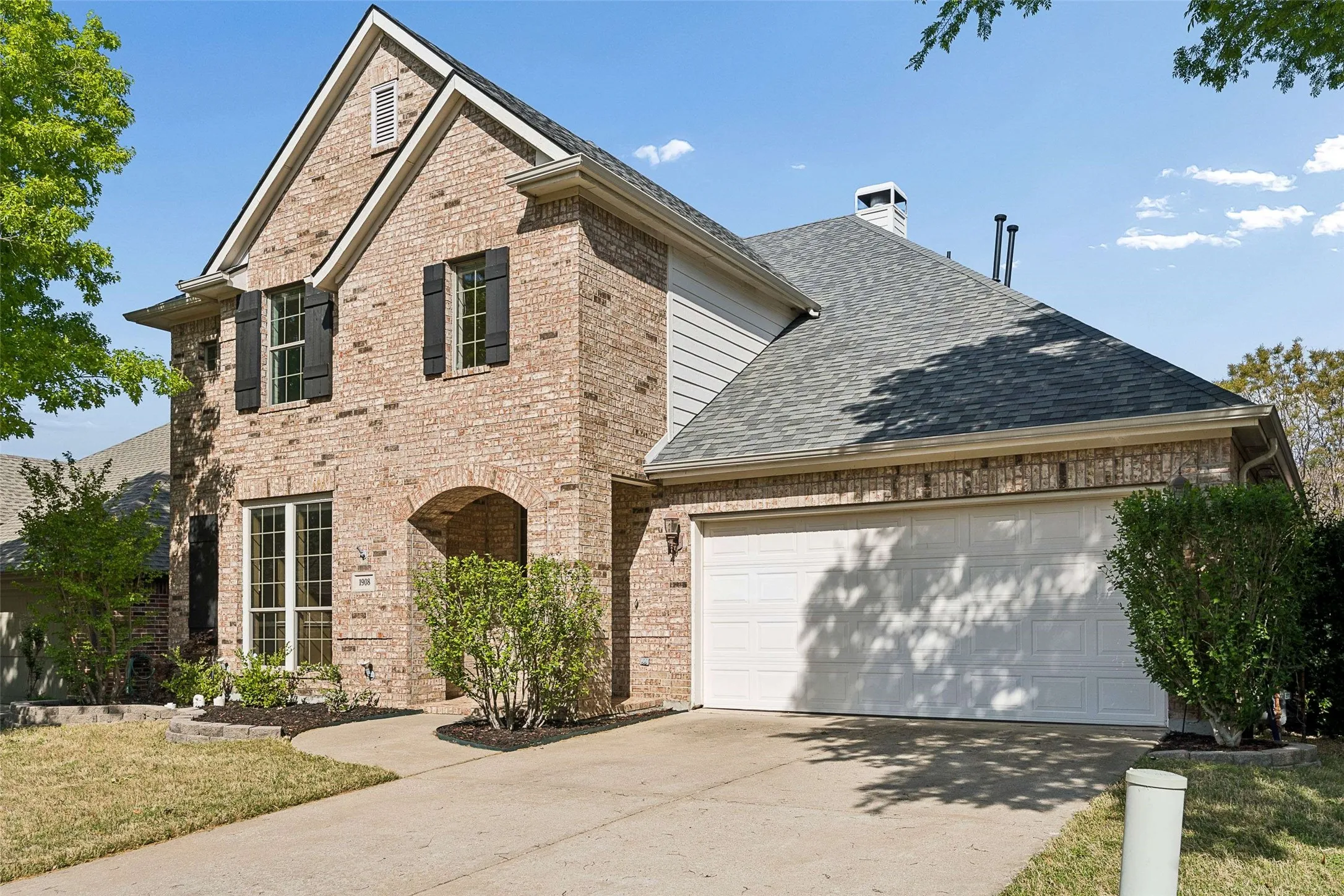 Single Family Residence For Sale in Collin County , 1908 Canyon Wren Drive, Mc Kinney, Texas 75071, 4 Bedroom, 4 Bathroom, 2 Garage spaces, 2,785 Sqft, built in 2004, mls#21222383, Real Estate Agent in Mc Kinney, Homes For Sale in Collin county, Homes For Sale in Mc Kinney, Realtor in Mc Kinney Texas, Real Estate Brokerage Independent Realty Texas, Luminita Cordes Realtor