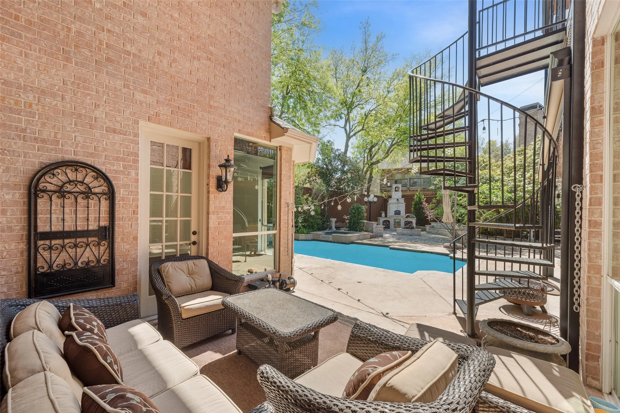 Single Family Residence For Sale in Collin County , 6436 Bermuda Dunes Drive, Plano, Texas 75093, 4 Bedroom, 4 Bathroom, 3 Garage spaces, 3,425 Sqft, built in 1992, Preowned, mls#21221859, Real Estate Agent in Plano, Homes For Sale in Collin county, Homes For Sale in Plano, Realtor in Plano Texas, Real Estate Brokerage Independent Realty Texas, Luminita Cordes Realtor