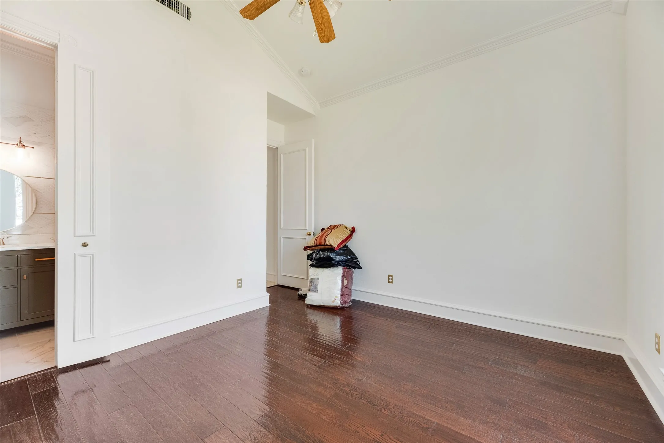 Single Family Residence For Sale in Collin County , 6436 Bermuda Dunes Drive, Plano, Texas 75093, 4 Bedroom, 4 Bathroom, 3 Garage spaces, 3,425 Sqft, built in 1992, Preowned, mls#21221859, Real Estate Agent in Plano, Homes For Sale in Collin county, Homes For Sale in Plano, Realtor in Plano Texas, Real Estate Brokerage Independent Realty Texas, Luminita Cordes Realtor