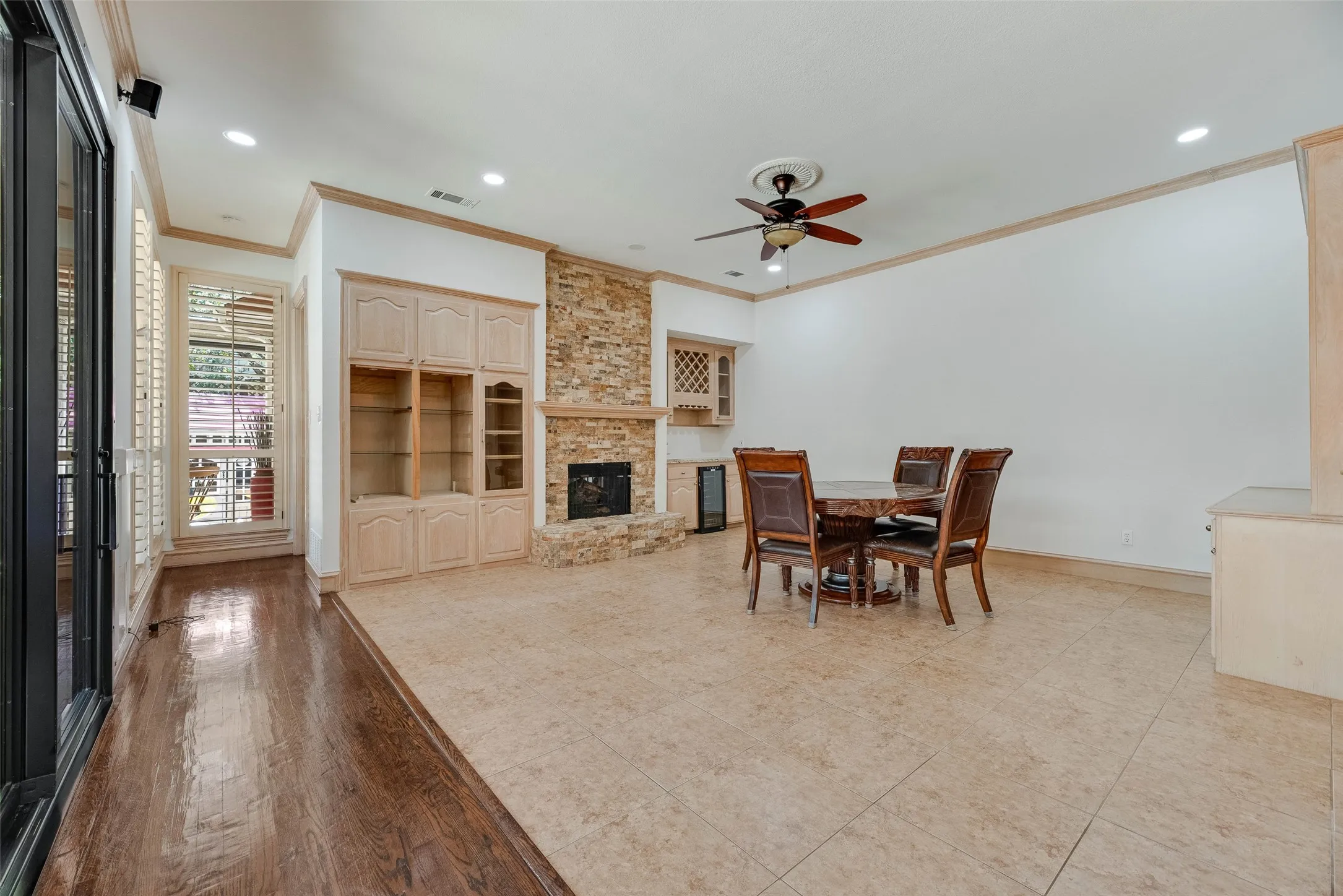 Single Family Residence For Sale in Collin County , 6436 Bermuda Dunes Drive, Plano, Texas 75093, 4 Bedroom, 4 Bathroom, 3 Garage spaces, 3,425 Sqft, built in 1992, Preowned, mls#21221859, Real Estate Agent in Plano, Homes For Sale in Collin county, Homes For Sale in Plano, Realtor in Plano Texas, Real Estate Brokerage Independent Realty Texas, Luminita Cordes Realtor