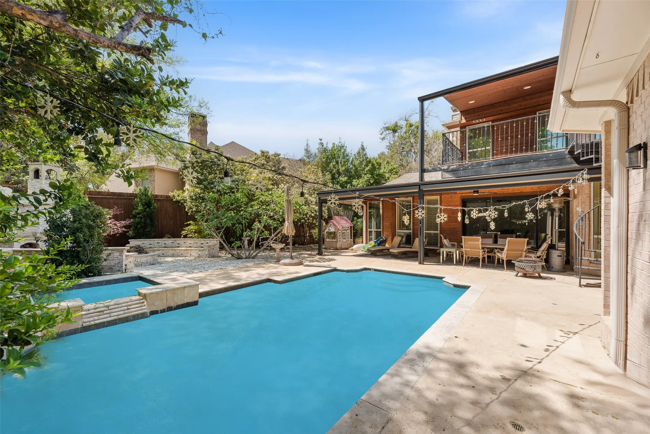 Single Family Residence For Sale in Collin County , 6436 Bermuda Dunes Drive, Plano, Texas 75093, 4 Bedroom, 4 Bathroom, 3 Garage spaces, 3,425 Sqft, built in 1992, Preowned, mls#21221859, Real Estate Agent in Plano, Homes For Sale in Collin county, Homes For Sale in Plano, Realtor in Plano Texas, Real Estate Brokerage Independent Realty Texas, Luminita Cordes Realtor