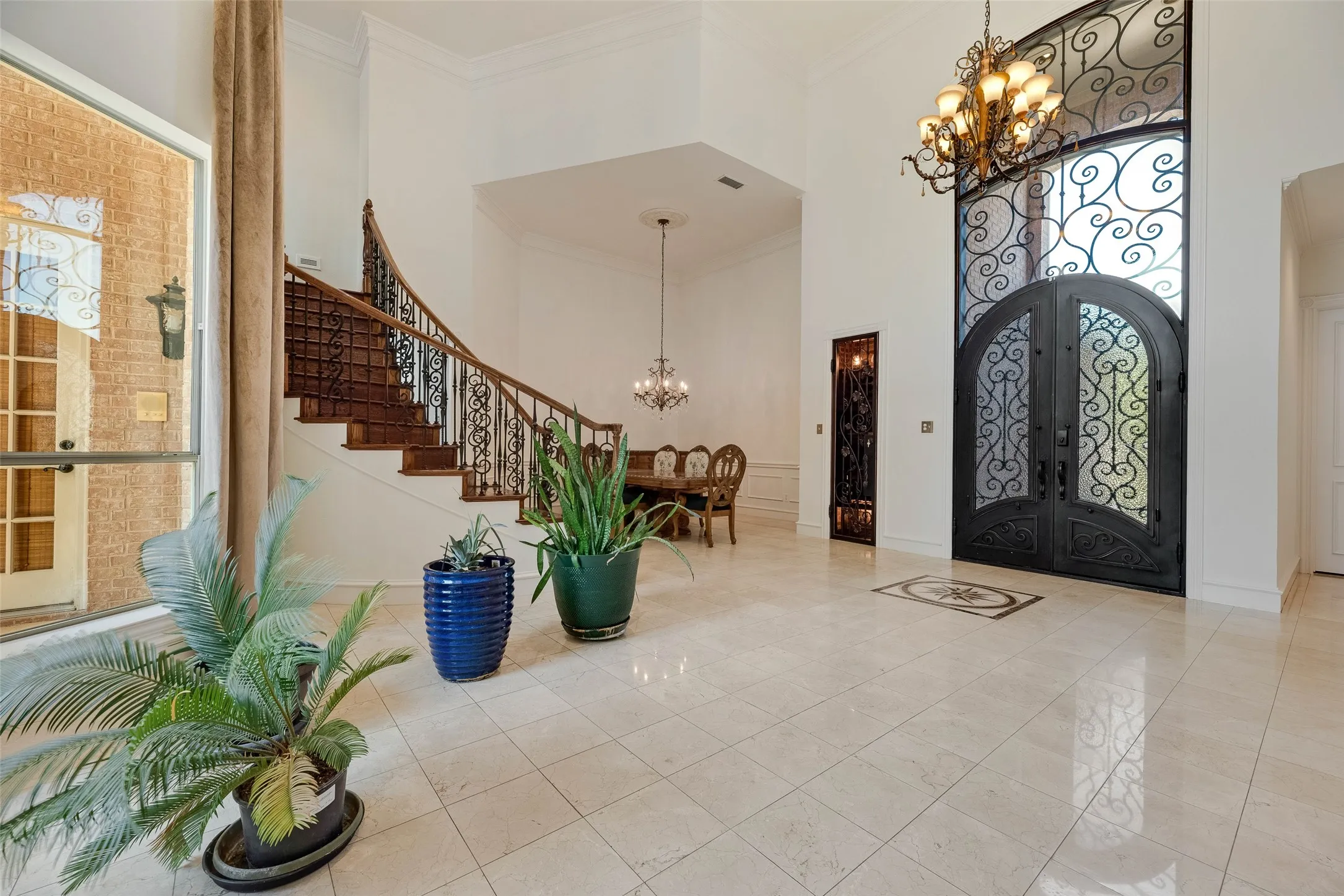 Single Family Residence For Sale in Collin County , 6436 Bermuda Dunes Drive, Plano, Texas 75093, 4 Bedroom, 4 Bathroom, 3 Garage spaces, 3,425 Sqft, built in 1992, Preowned, mls#21221859, Real Estate Agent in Plano, Homes For Sale in Collin county, Homes For Sale in Plano, Realtor in Plano Texas, Real Estate Brokerage Independent Realty Texas, Luminita Cordes Realtor