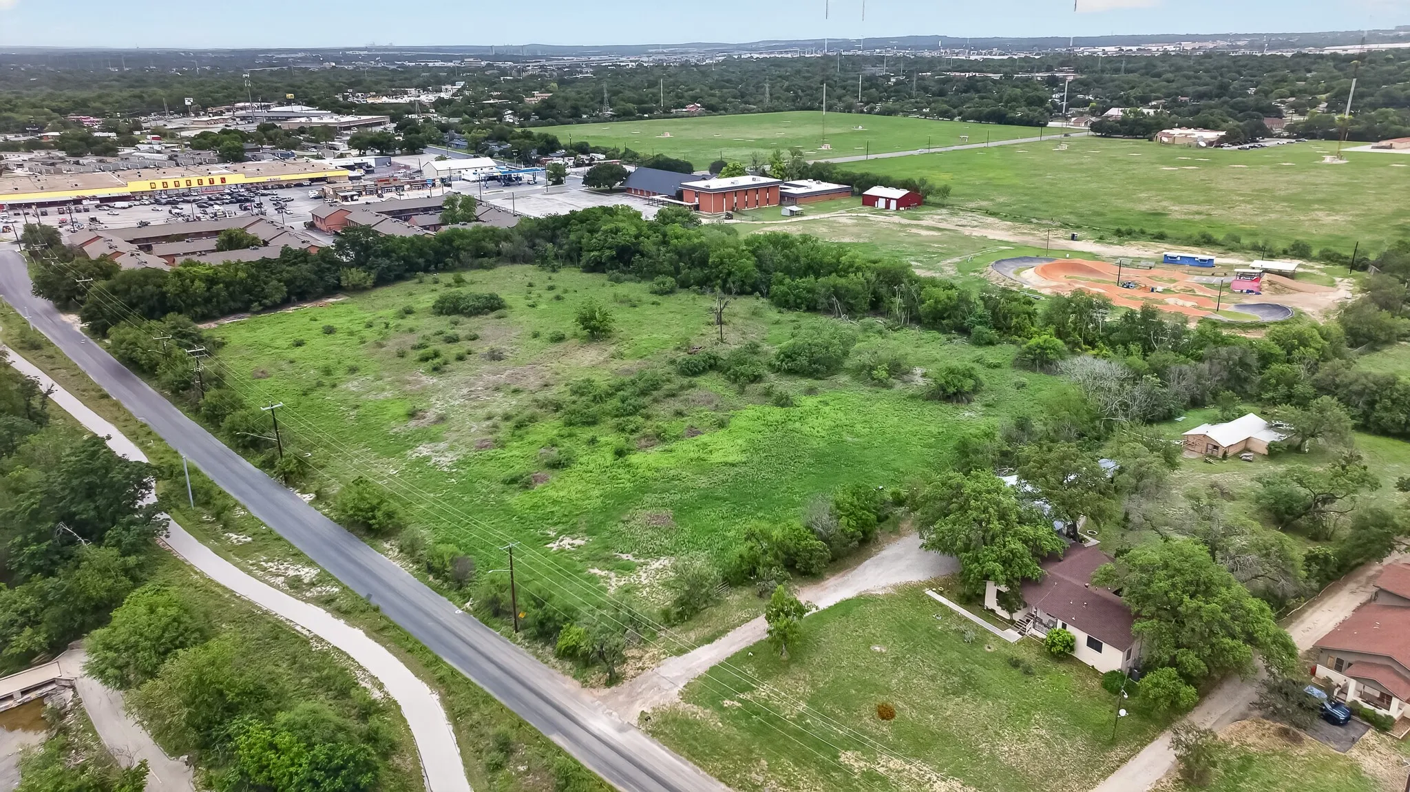 Unimproved Land For Sale in Bexar County , 1328 Holbrook, San Antonio, Texas 78218, 0, 0, Garage spaces, 0 Sqft, built in 2026, Preowned, mls#21221746, Real Estate Agent in San Antonio, Homes For Sale in Bexar county, Homes For Sale in San Antonio, Realtor in San Antonio Texas, Real Estate Brokerage Independent Realty Texas, Luminita Cordes Realtor
