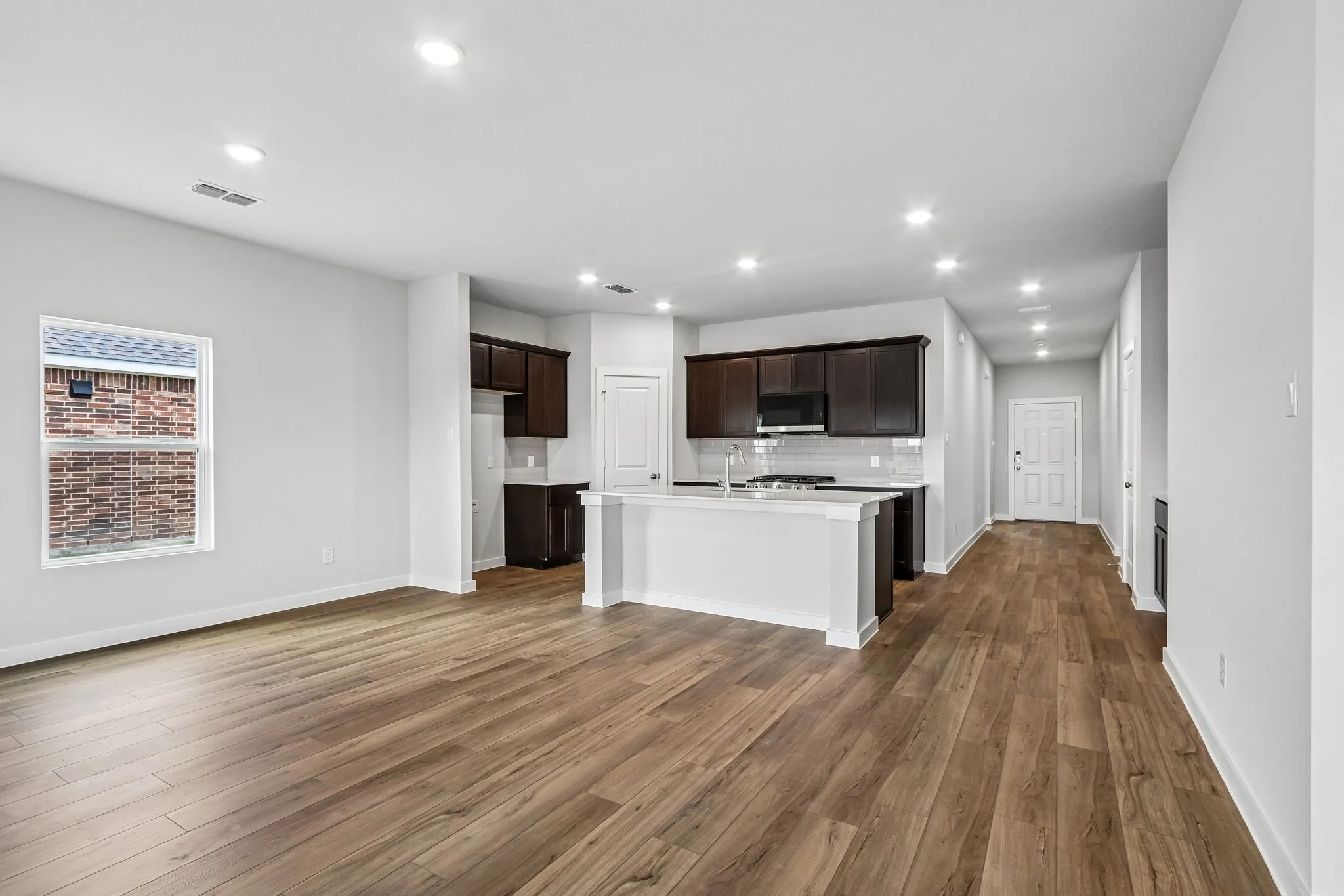 Single Family Residence For Sale in Collin County , 1513 Xavier Street, Anna, Texas 75409, 4 Bedroom, 3 Bathroom, 2 Garage spaces, 2,013 Sqft, built in 2026, New Construction - Incomplete, mls#21222550, Real Estate Agent in Anna, Homes For Sale in Collin county, Homes For Sale in Anna, Realtor in Anna Texas, Real Estate Brokerage Independent Realty Texas, Luminita Cordes Realtor