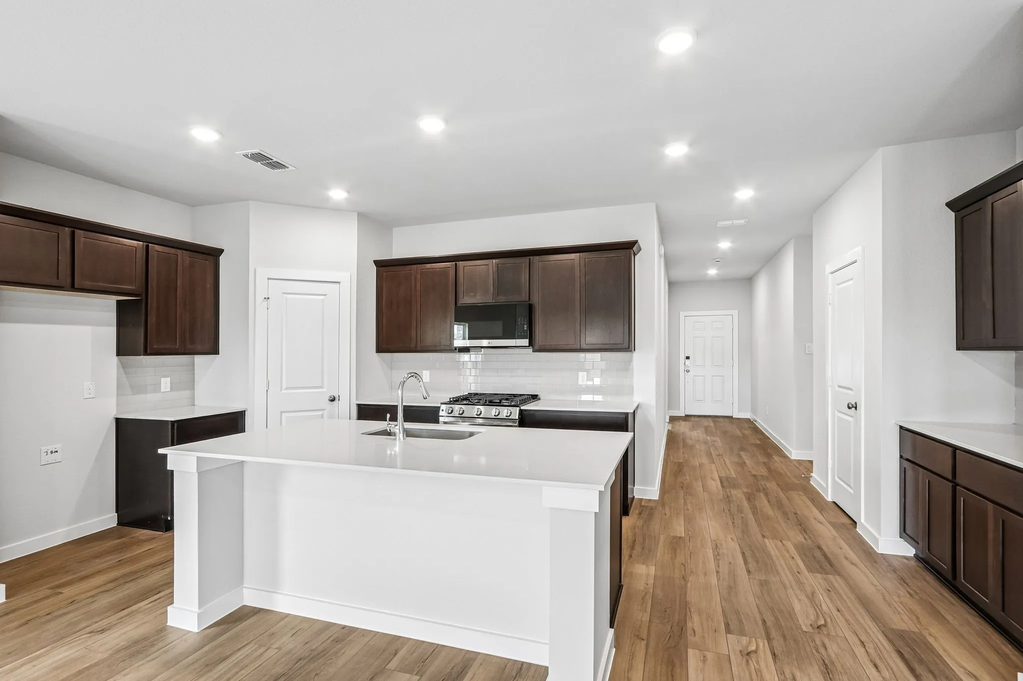 Single Family Residence For Sale in Collin County , 1513 Xavier Street, Anna, Texas 75409, 4 Bedroom, 3 Bathroom, 2 Garage spaces, 2,013 Sqft, built in 2026, New Construction - Incomplete, mls#21222550, Real Estate Agent in Anna, Homes For Sale in Collin county, Homes For Sale in Anna, Realtor in Anna Texas, Real Estate Brokerage Independent Realty Texas, Luminita Cordes Realtor