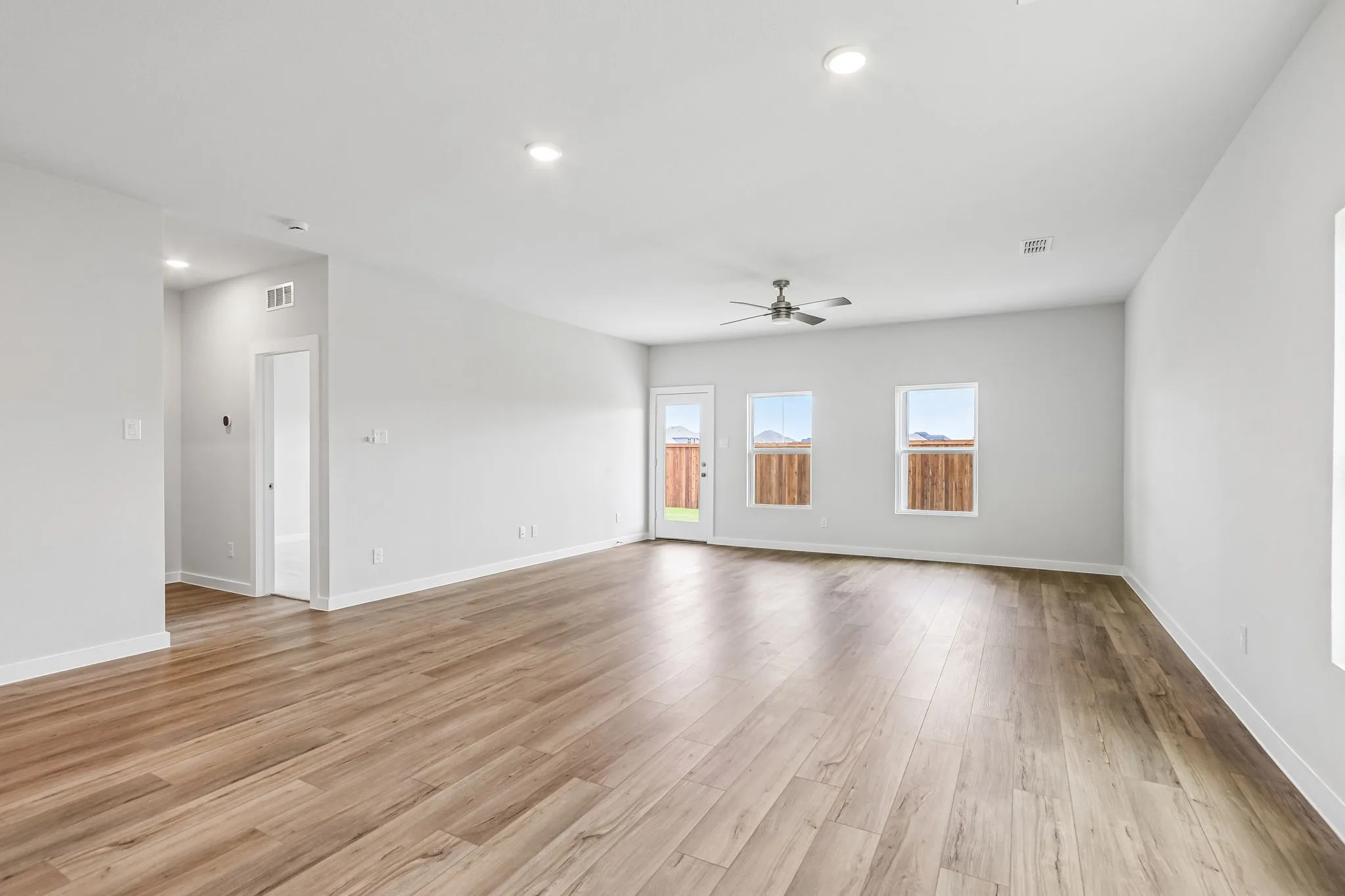 Single Family Residence For Sale in Collin County , 1513 Xavier Street, Anna, Texas 75409, 4 Bedroom, 3 Bathroom, 2 Garage spaces, 2,013 Sqft, built in 2026, New Construction - Incomplete, mls#21222550, Real Estate Agent in Anna, Homes For Sale in Collin county, Homes For Sale in Anna, Realtor in Anna Texas, Real Estate Brokerage Independent Realty Texas, Luminita Cordes Realtor