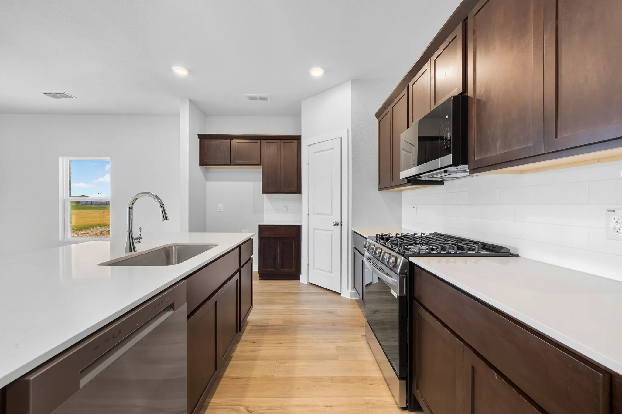 Single Family Residence For Sale in Collin County , 1508 Xavier Street, Anna, Texas 75409, 4 Bedroom, 3 Bathroom, 2 Garage spaces, 2,013 Sqft, built in 2026, New Construction - Incomplete, mls#21222559, Real Estate Agent in Anna, Homes For Sale in Collin county, Homes For Sale in Anna, Realtor in Anna Texas, Real Estate Brokerage Independent Realty Texas, Luminita Cordes Realtor