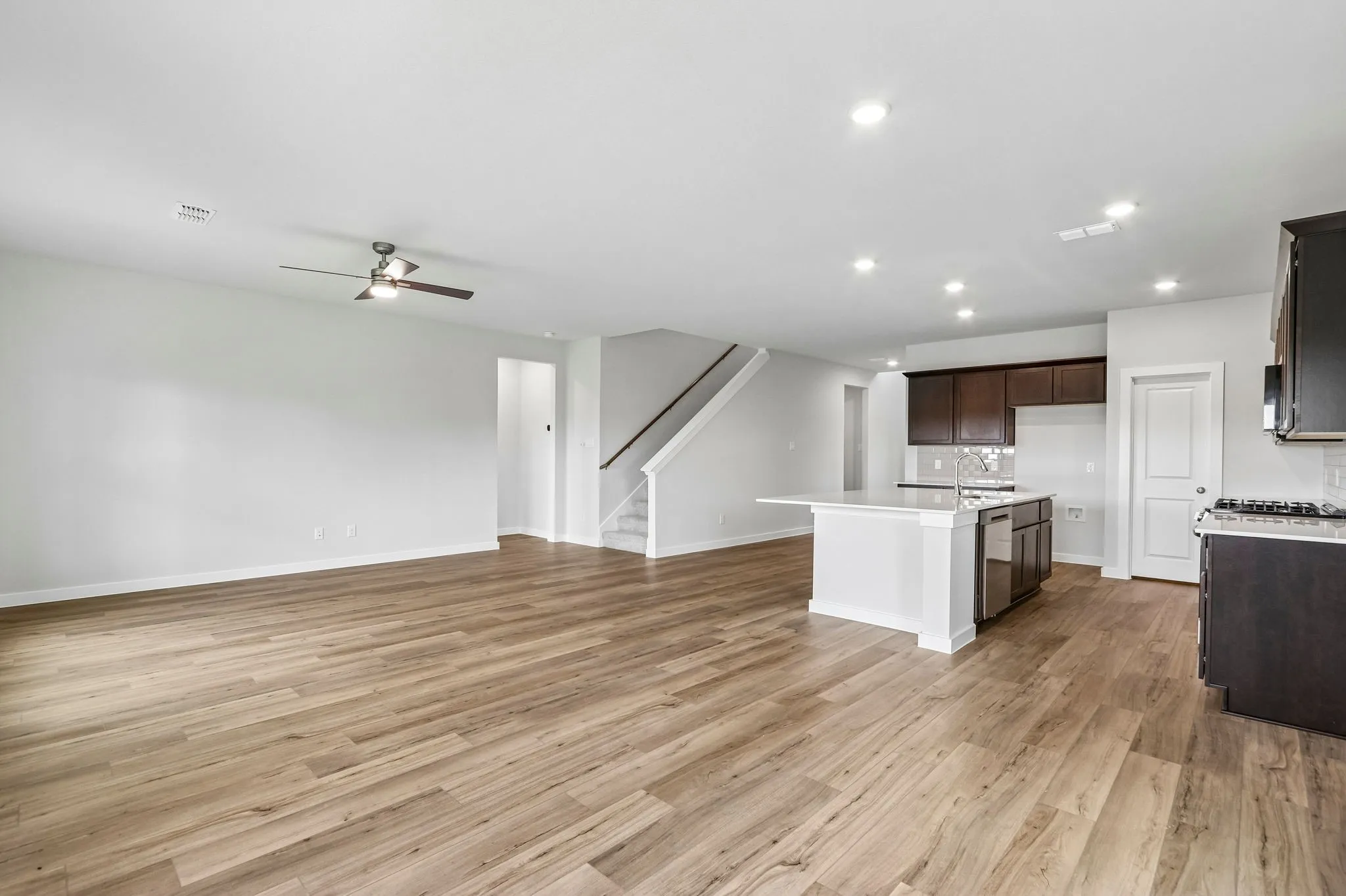 Single Family Residence For Sale in Collin County , 1509 Xavier Street, Anna, Texas 75409, 3 Bedroom, 3 Bathroom, 2 Garage spaces, 2,449 Sqft, built in 2026, New Construction - Incomplete, mls#21222562, Real Estate Agent in Anna, Homes For Sale in Collin county, Homes For Sale in Anna, Realtor in Anna Texas, Real Estate Brokerage Independent Realty Texas, Luminita Cordes Realtor