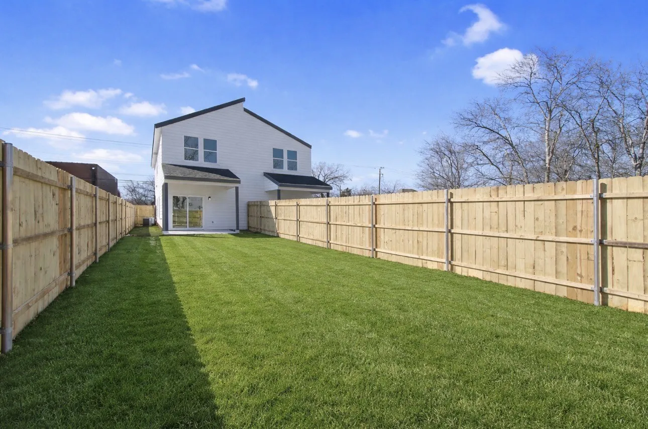 Duplex For Sale in Hunt County , 2113 Wright Street, Greenville, Texas 75401, 6 Bedroom, 6 Bathroom, 2 Garage spaces, 0 Sqft, built in 2023, Price $489,900, mls#21222524, Real Estate Agent in Greenville, Homes For Sale in Hunt county, Homes For Sale in Greenville, Realtor in Greenville Texas, Real Estate Brokerage Independent Realty Texas, Luminita Cordes Realtor