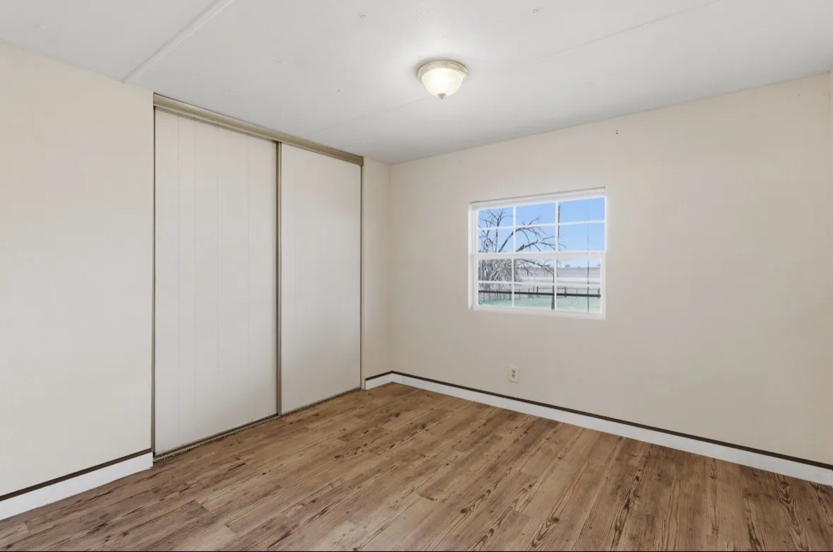 Manufactured Home For Sale in Stephens County , 504 Water District Road 214, Breckenridge, Texas 76424, 1 Bedroom, 1 Bathroom, Garage spaces, 900 Sqft, built in 0, Price $139,000, mls#21222589, Real Estate Agent in Breckenridge, Homes For Sale in Stephens county, Homes For Sale in Breckenridge, Realtor in Breckenridge Texas, Real Estate Brokerage Independent Realty Texas, Luminita Cordes Realtor